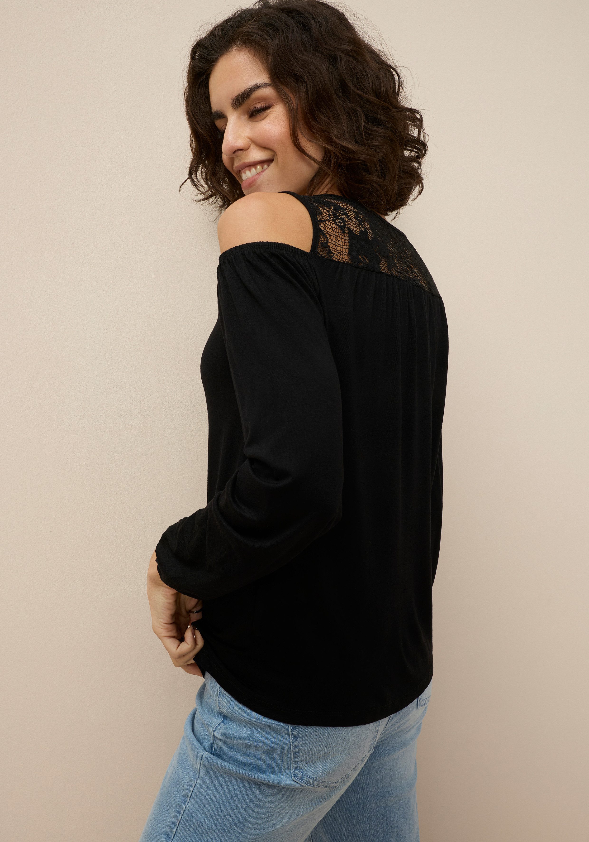 Laura Scott Langarmshirt lässig geschnitten, Langarm, femininer Stil. Reduzierter Preis € 28,99. Unverbindliche Preisempfehlung € 34,99, (€ 28,99 pro 1 Stk)