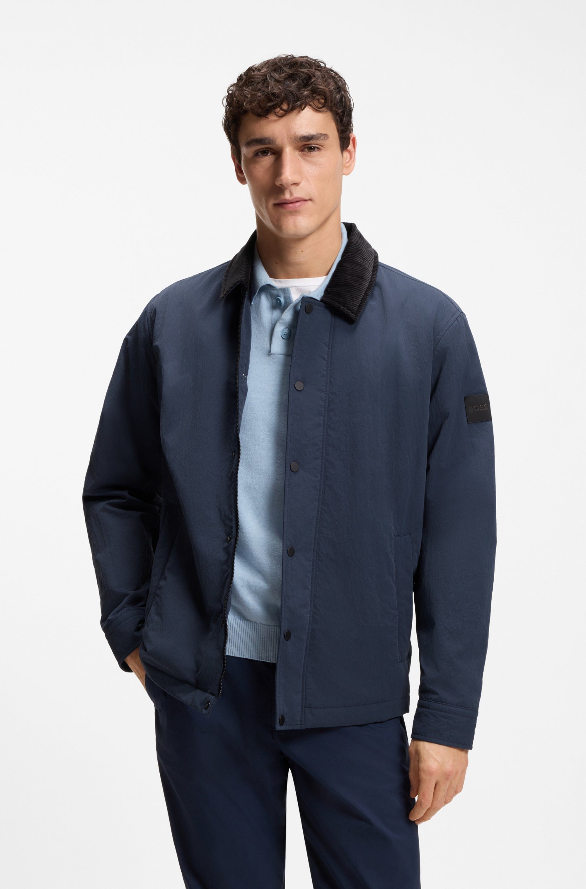 BOSS ORANGE Outdoorhemd Leldon-zip Oversize Fit, kontrastfarbiger Kragen, wattiert