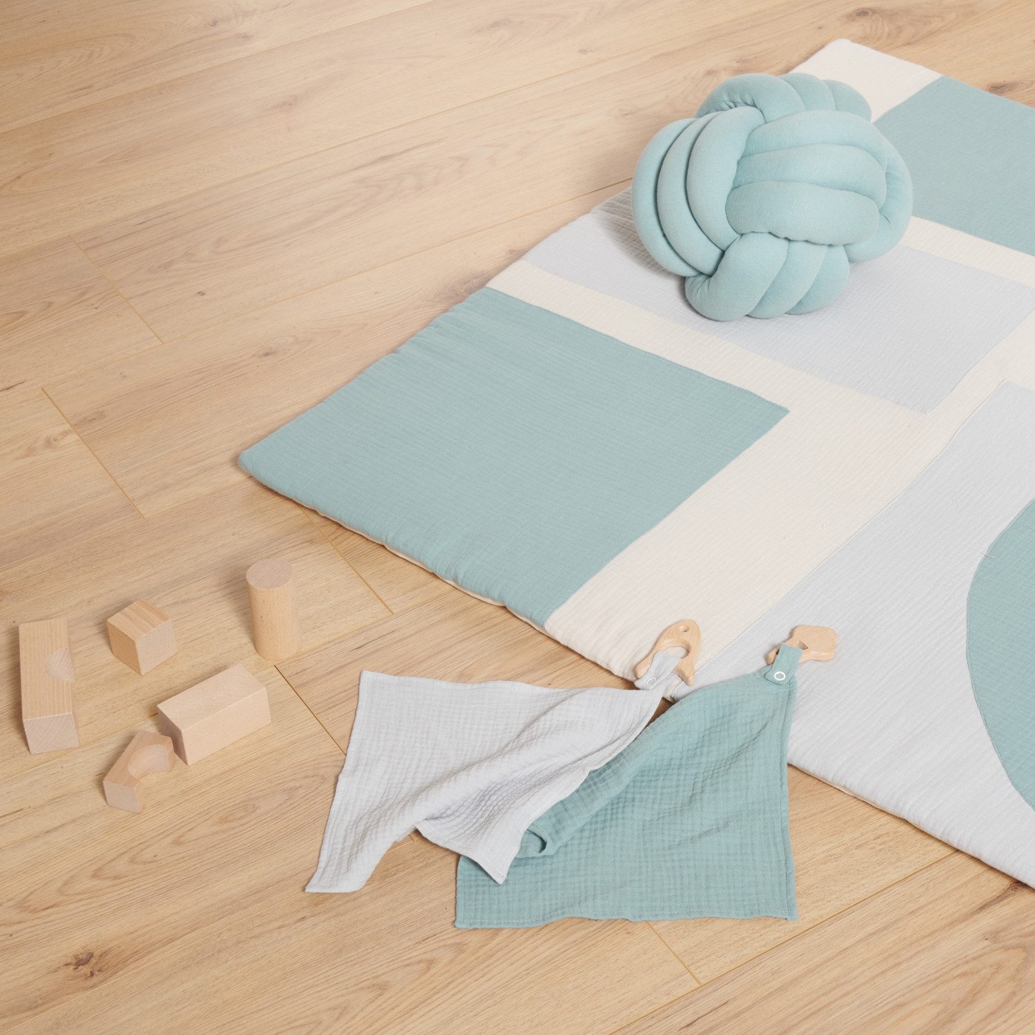 Nordic Coast Company Kuscheltuch Schmusetuch Schnullertuch Schnullerband mit Beißring Baby Geschenk, (1-tlg)