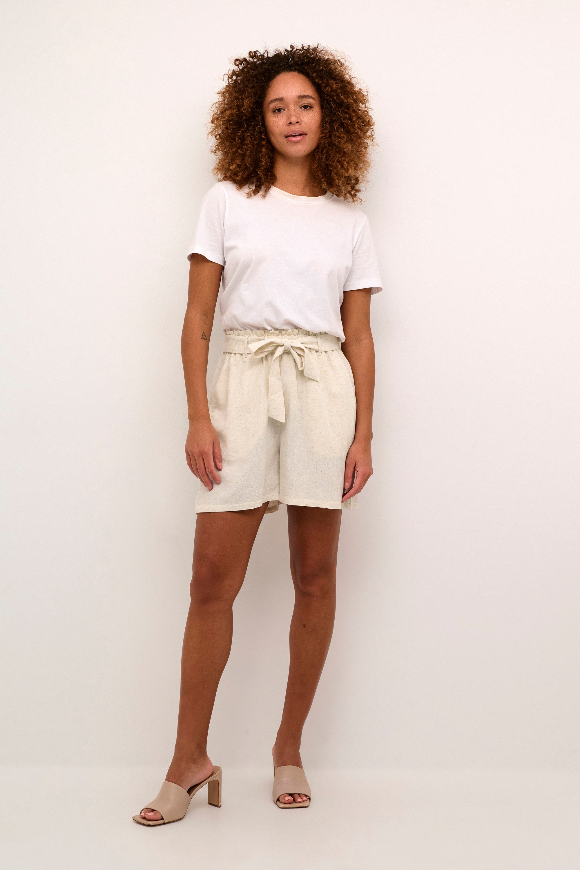 KAFFE Shorts Shorts KAkaroline