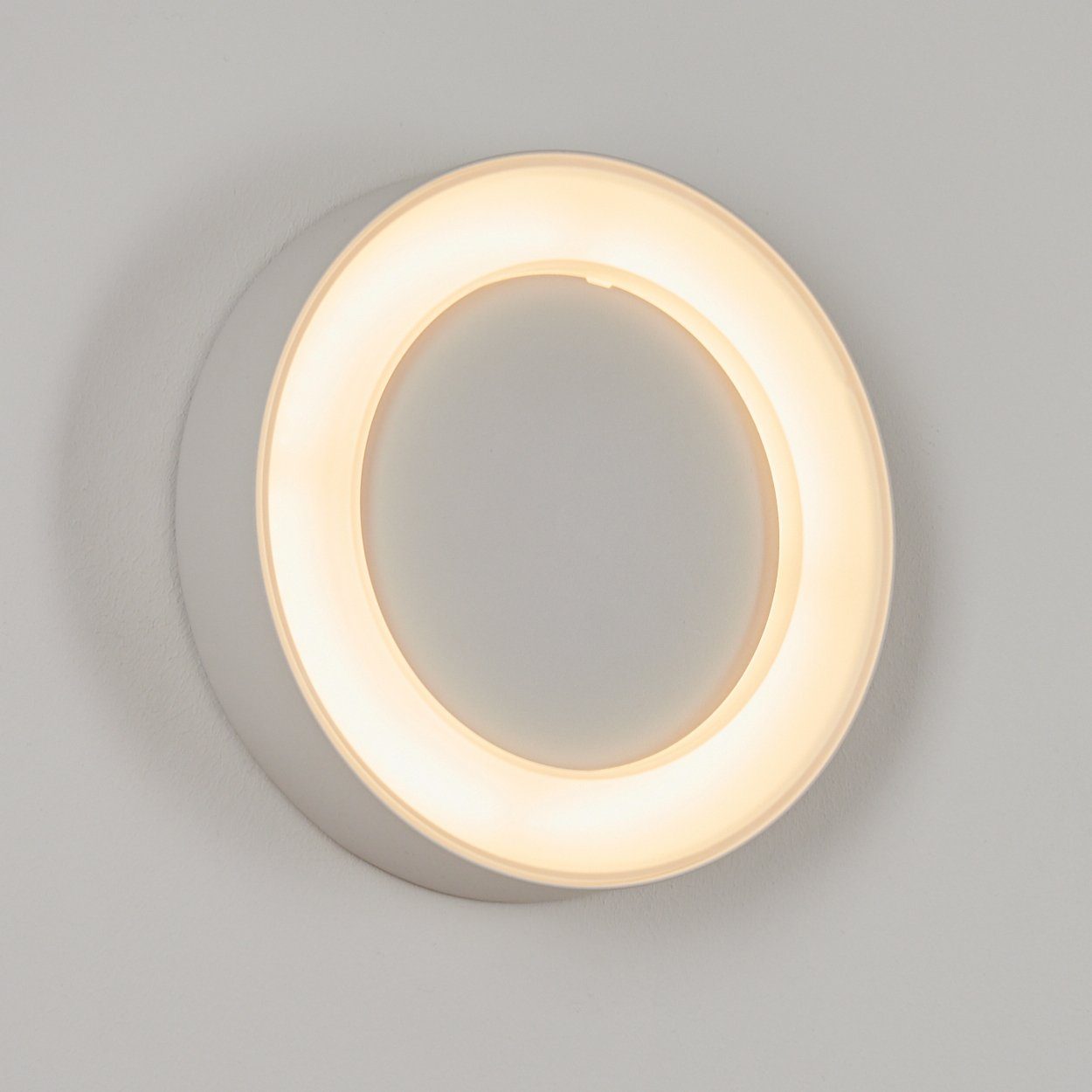 hofstein Außen-Wandleuchte LED, Wandlampe rund, Außenlampe IP44 in Weiß, »Caltabellotta« Lumen, 3000 aus Metall/Kunststoff 1100 Kelvin, moderne