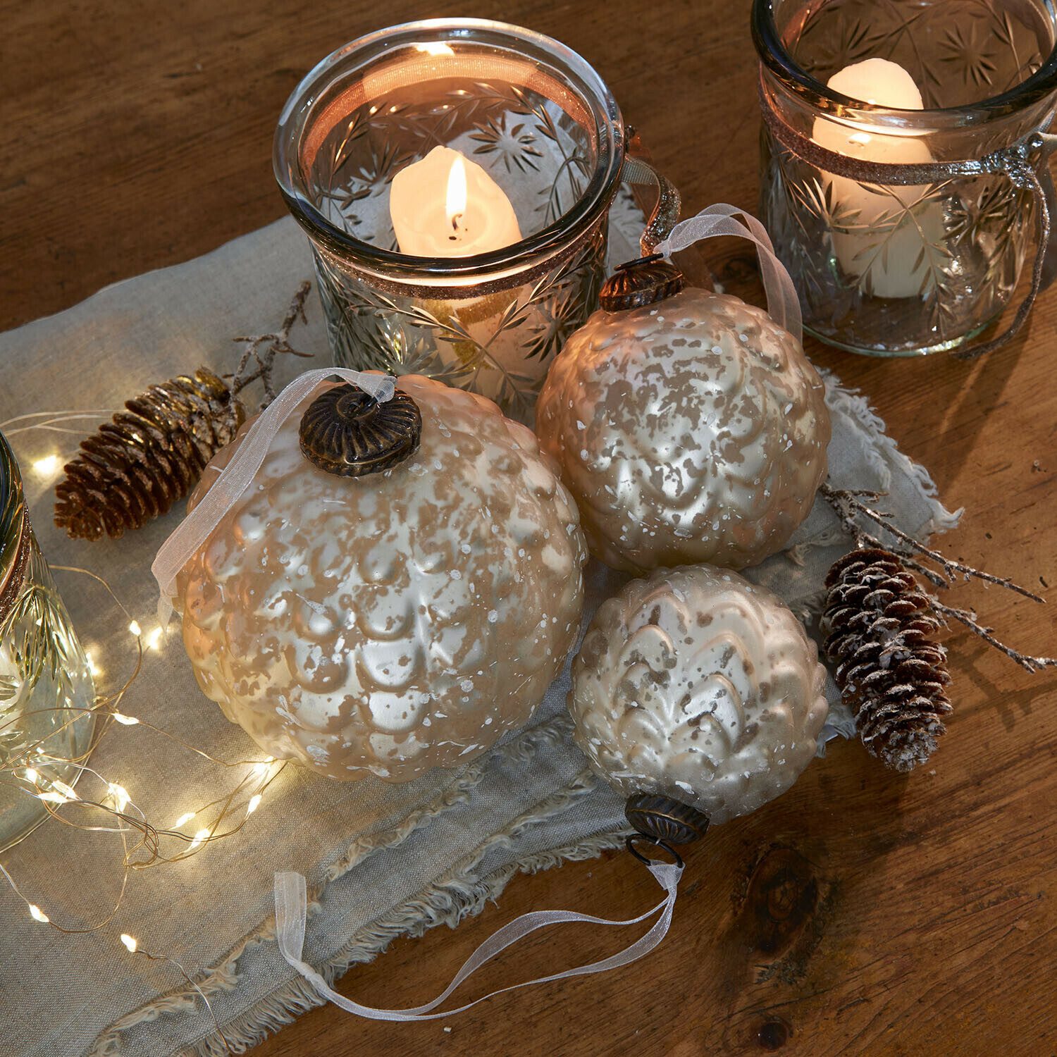 Mirabeau Christbaumschmuck Weihnachtskugel 6er Set Domara antiksilber/creme