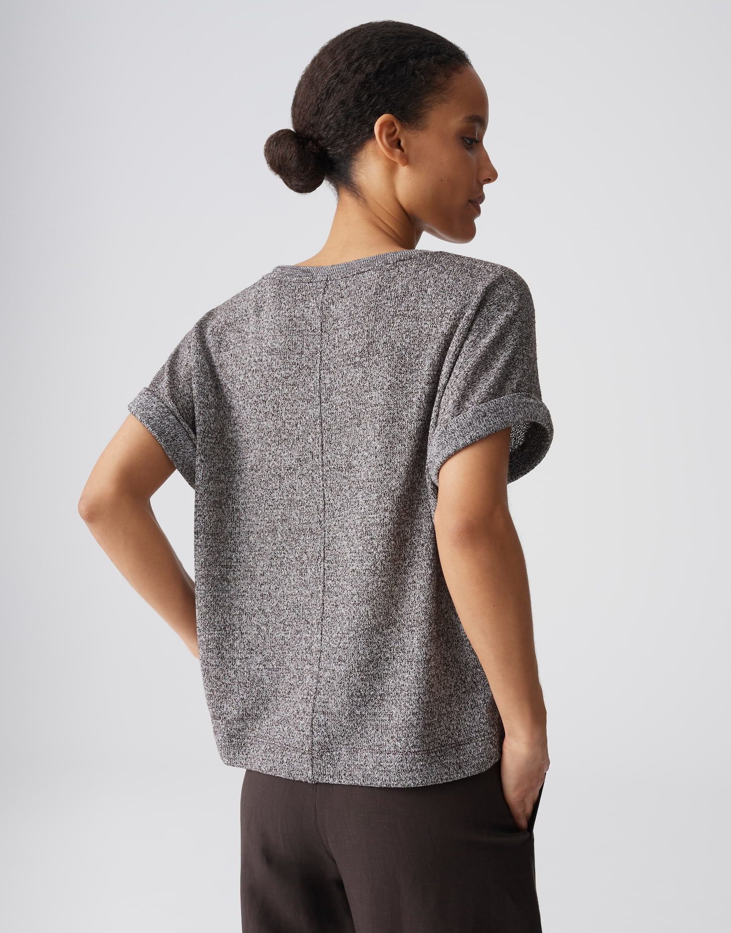 OPUS Kurzarmshirt Sokuna aus weichem Jersey mit Mélange Effekt Der Aufschlag am Ärmel sorgt für eine entspannte Note – Bild 3 von 5