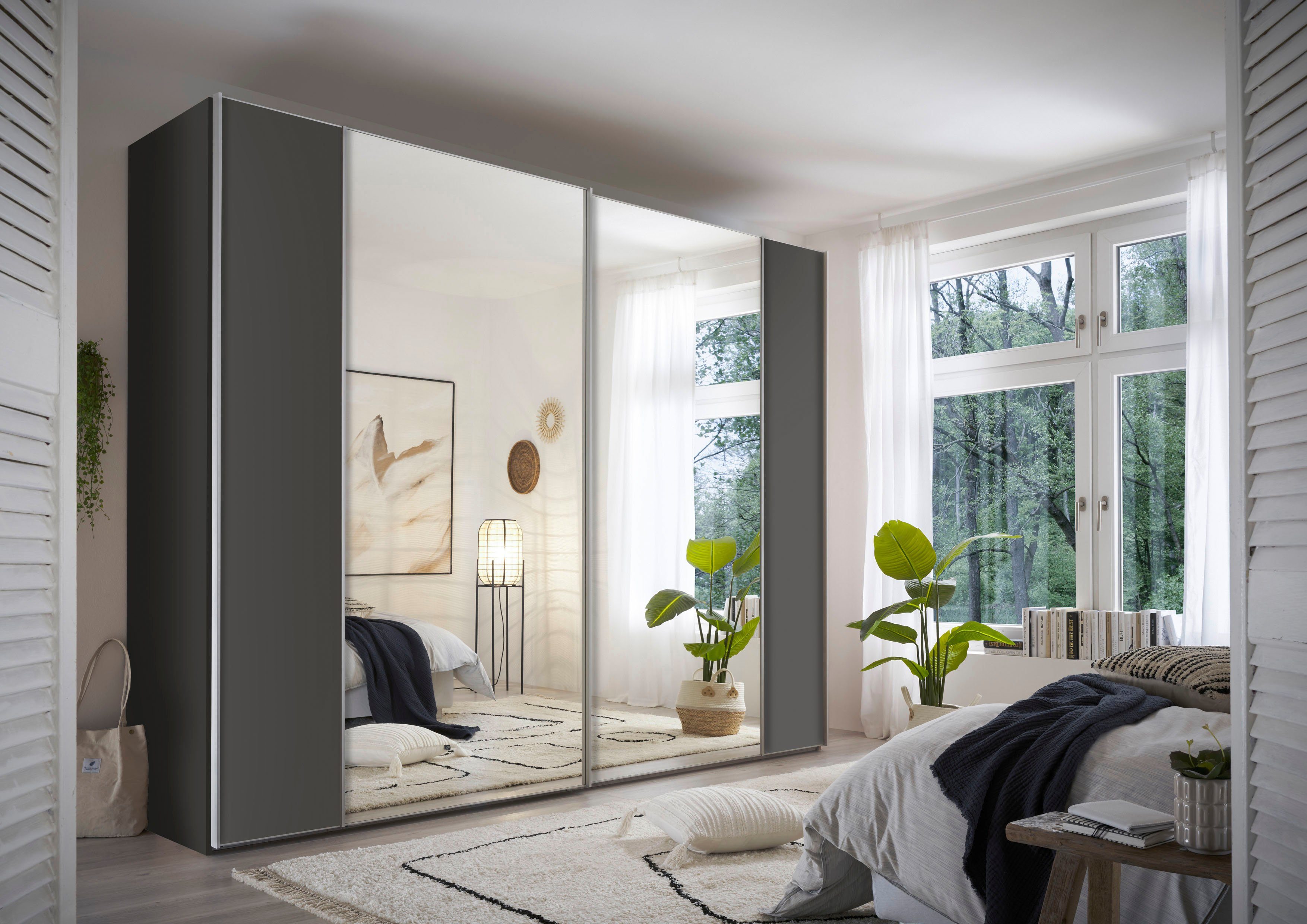 STAUD Schwebetürenschrank Sonett 120, Made in Germany mit vier verschiedenen Ausstattungsvarianten