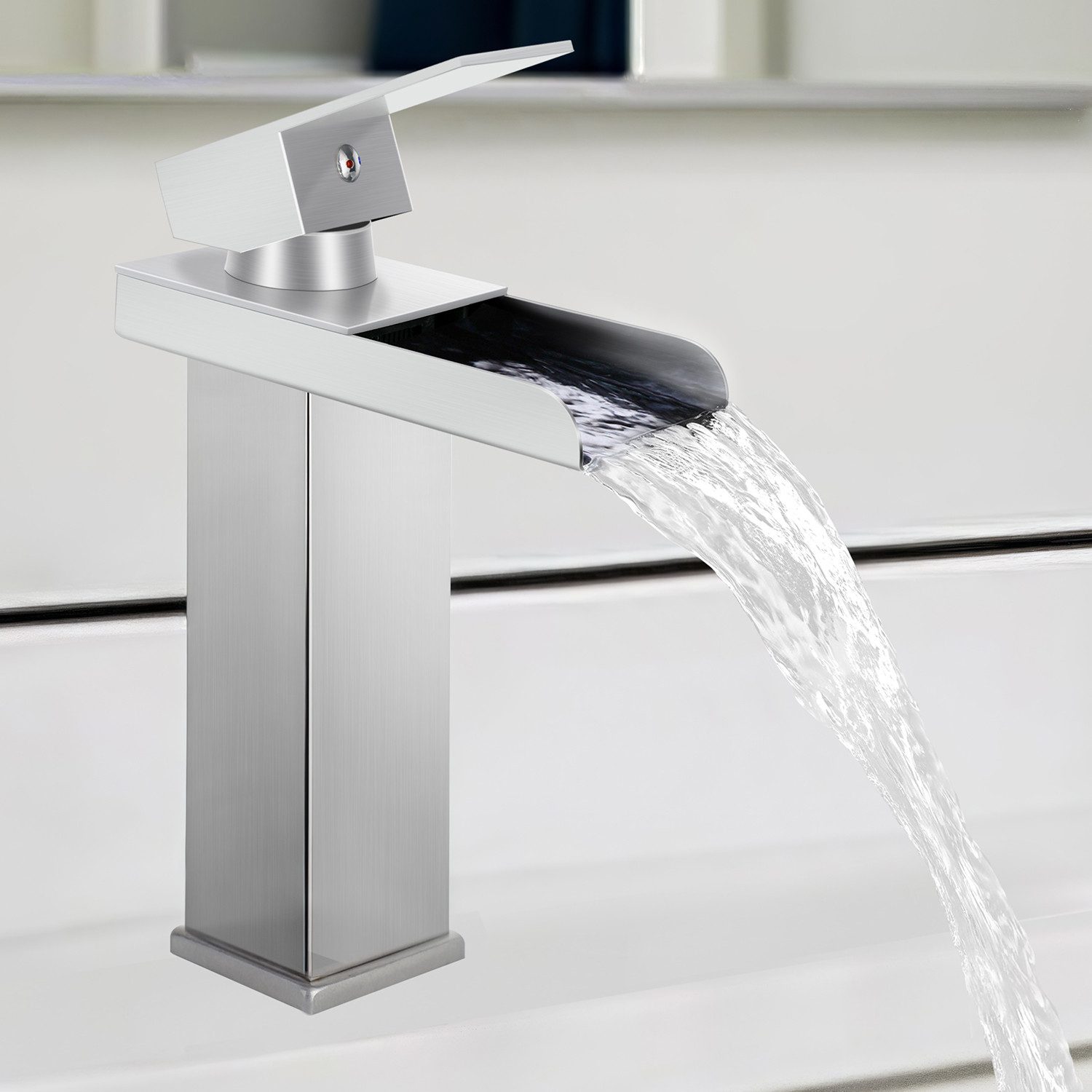 Eumaty Waschtischarmatur Badarmatur Wasserhahn Bad Wasserfall Wasserhahn,Mischbatterie (Waschbecken Фурнітура mit FlexibleAnschlussschlauche G1/2 oder G3/8, 1-St., Waschtischarmatur aus Edelstahl 304) Ventilkern aus Keramik,Geräuscharm