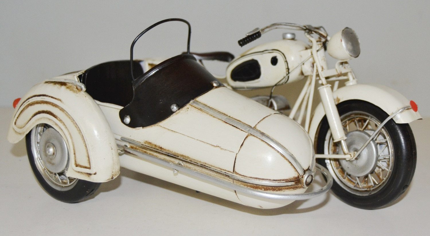 JS GartenDeko Modellmotorrad Blechmotorrad Oldtimer Zweirad BMW R 60 mit Beiwagen L 26 cm