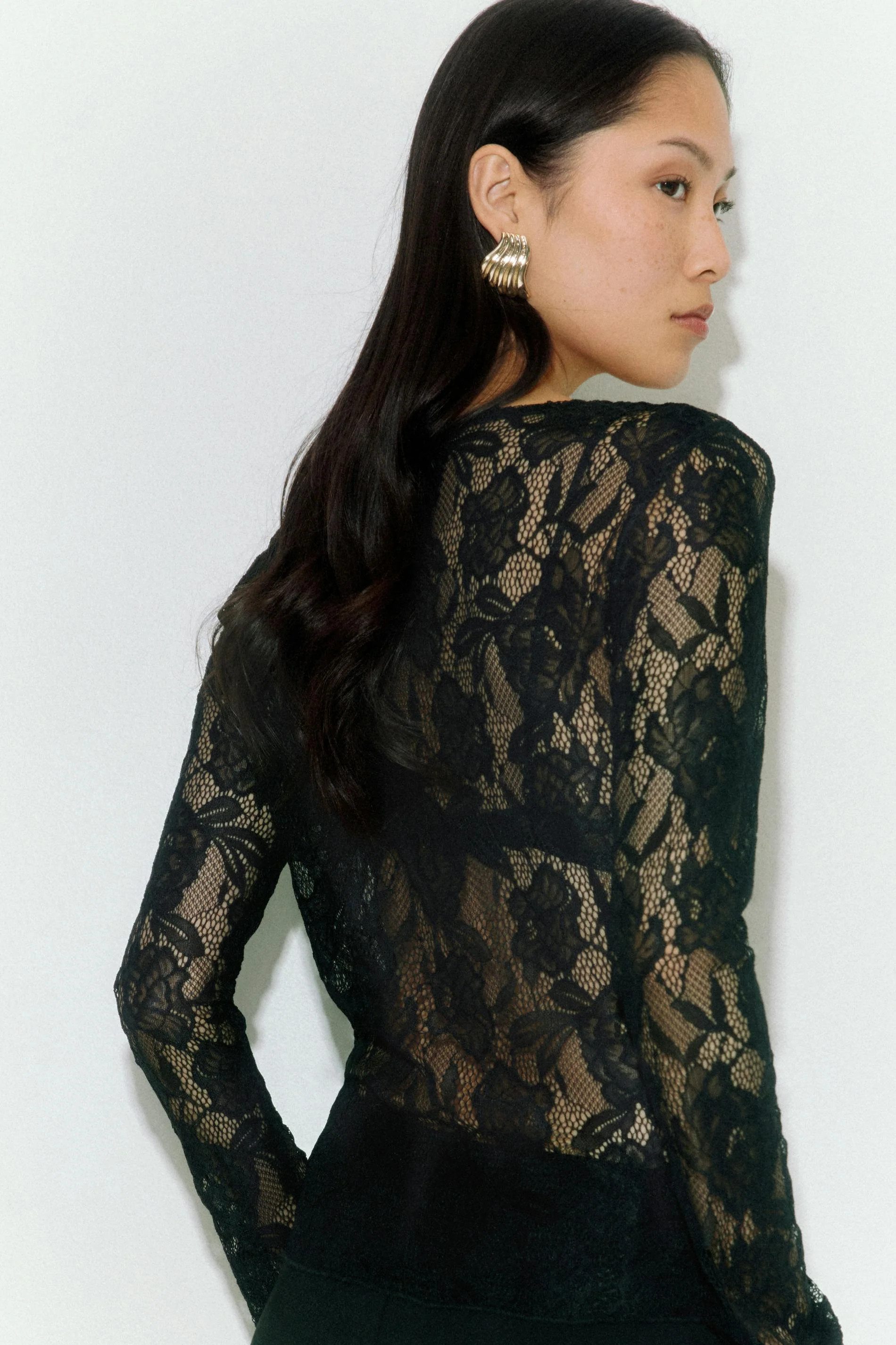 Gina Tricot Spitzenshirt – Spitzen-Langarmshirt - sexy Party Shirt