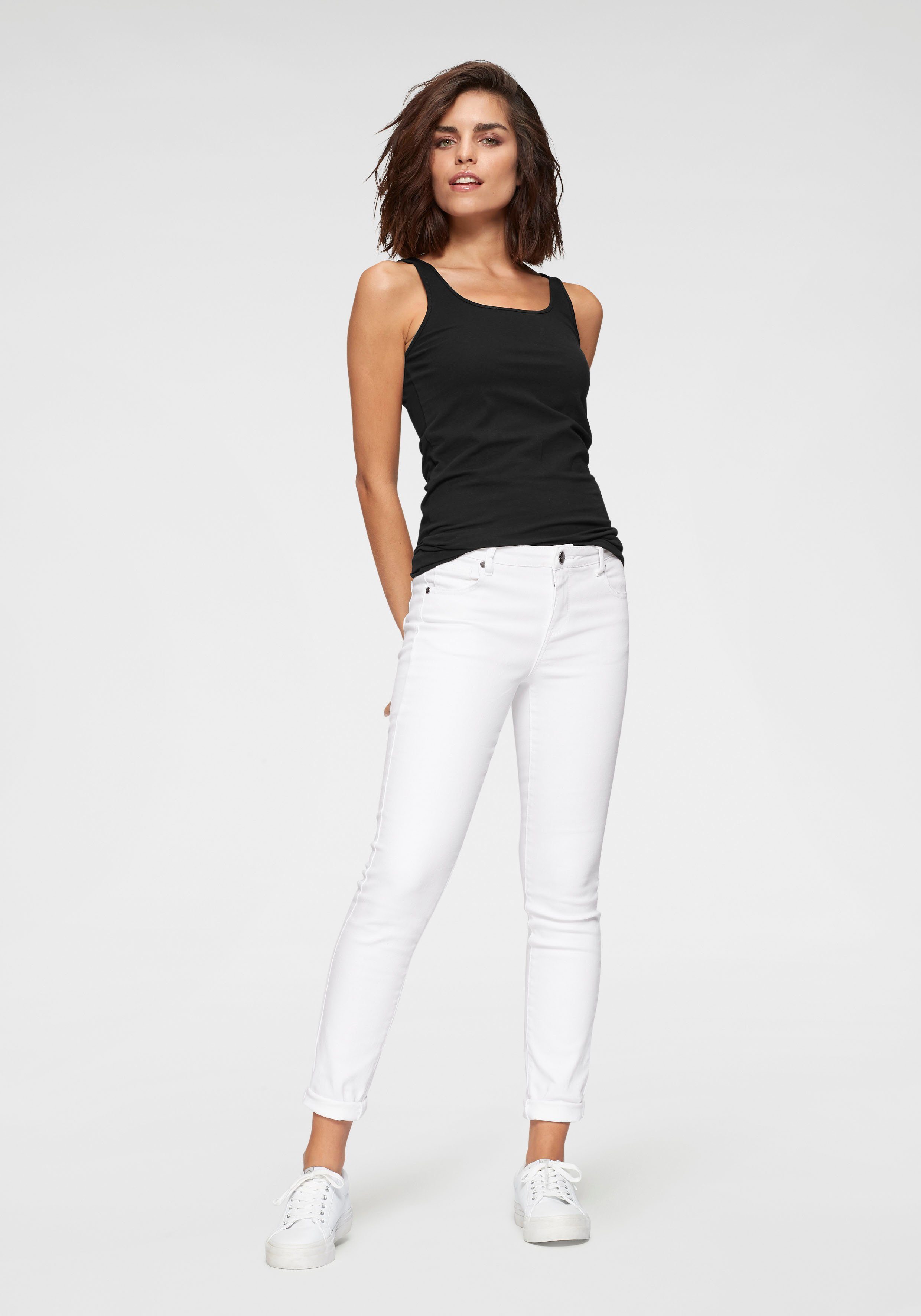 Tamaris Skinny-fit-Jeans schmale Beinweite, mit Gürtelschlaufenbund, mit Metallreißverschluss. Reduzierter Preis € 52,99. Unverbindliche Preisempfehlung € 64,99