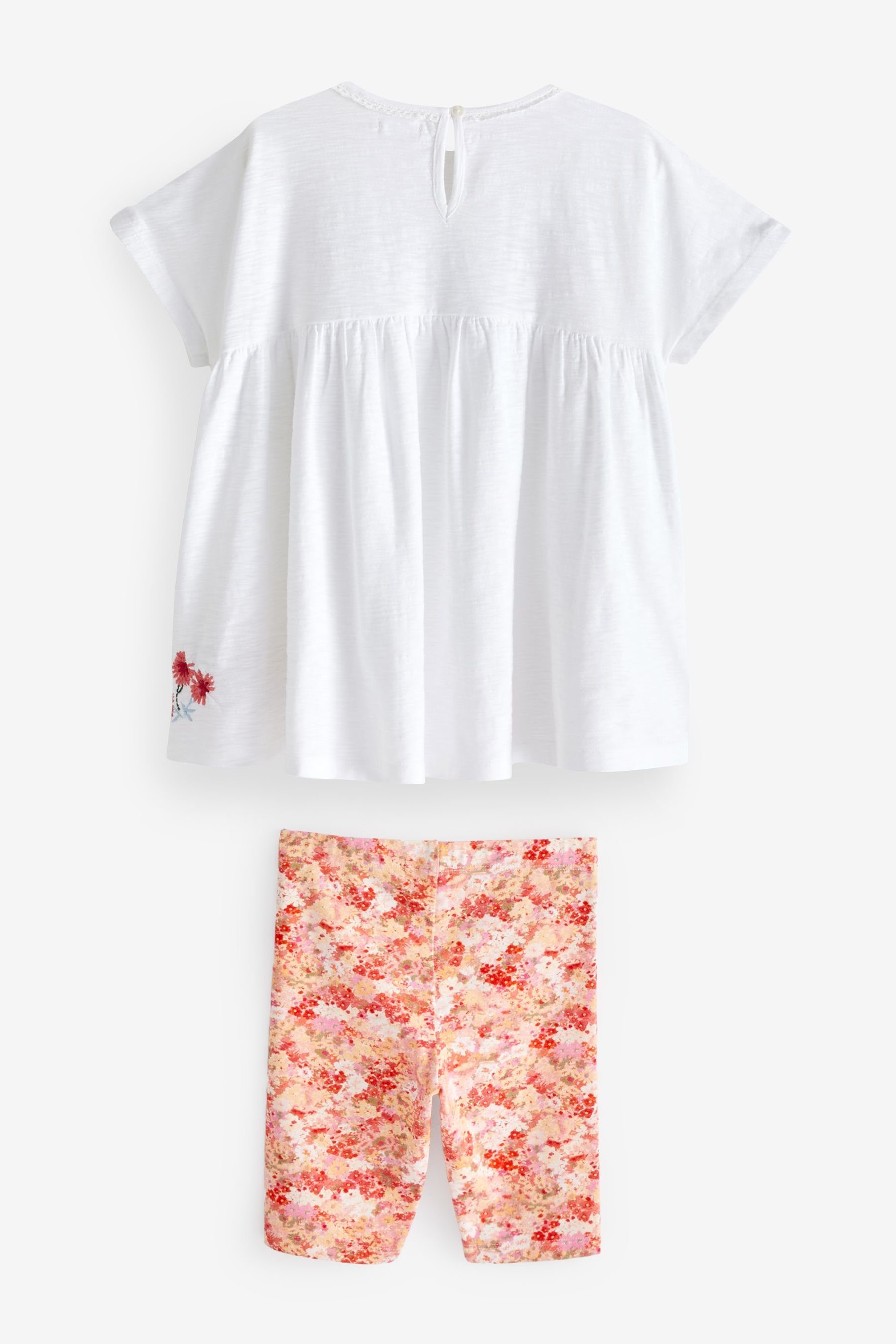 Next Radlerhose und Oversized-T-Shirt Shorts Floral Embroidered mit Ecru (2-tlg) Set & T-Shirt
