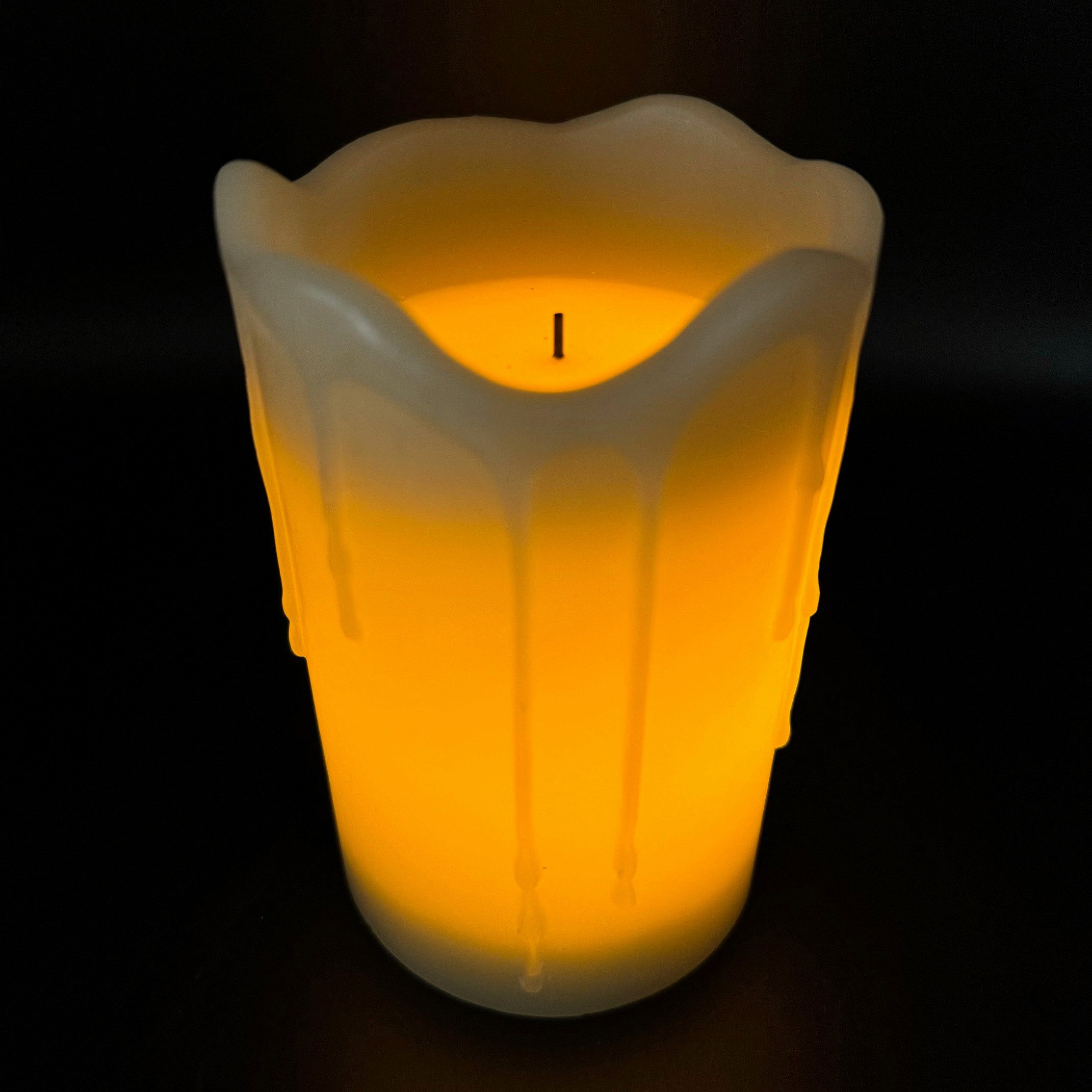 Online-Fuchs LED-Kerze 8er Set LED Kerzen mit Wachstropfen, Fernbedienung und Timer - (Creme, Weiß, Rosa und Salbei Grün -, Aus Echtwachs gefertigt), 6-Stunden-Timerfunktion - 168