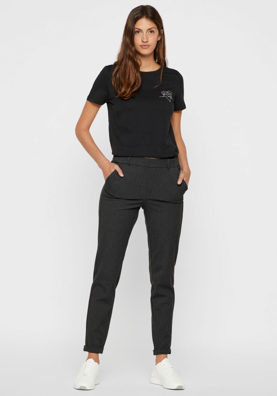Vero Moda Anzughose VMMAYA hinten mit Gummizugbündchen. Reduzierter Preis € 22,99. Unverbindliche Preisempfehlung € 34,99