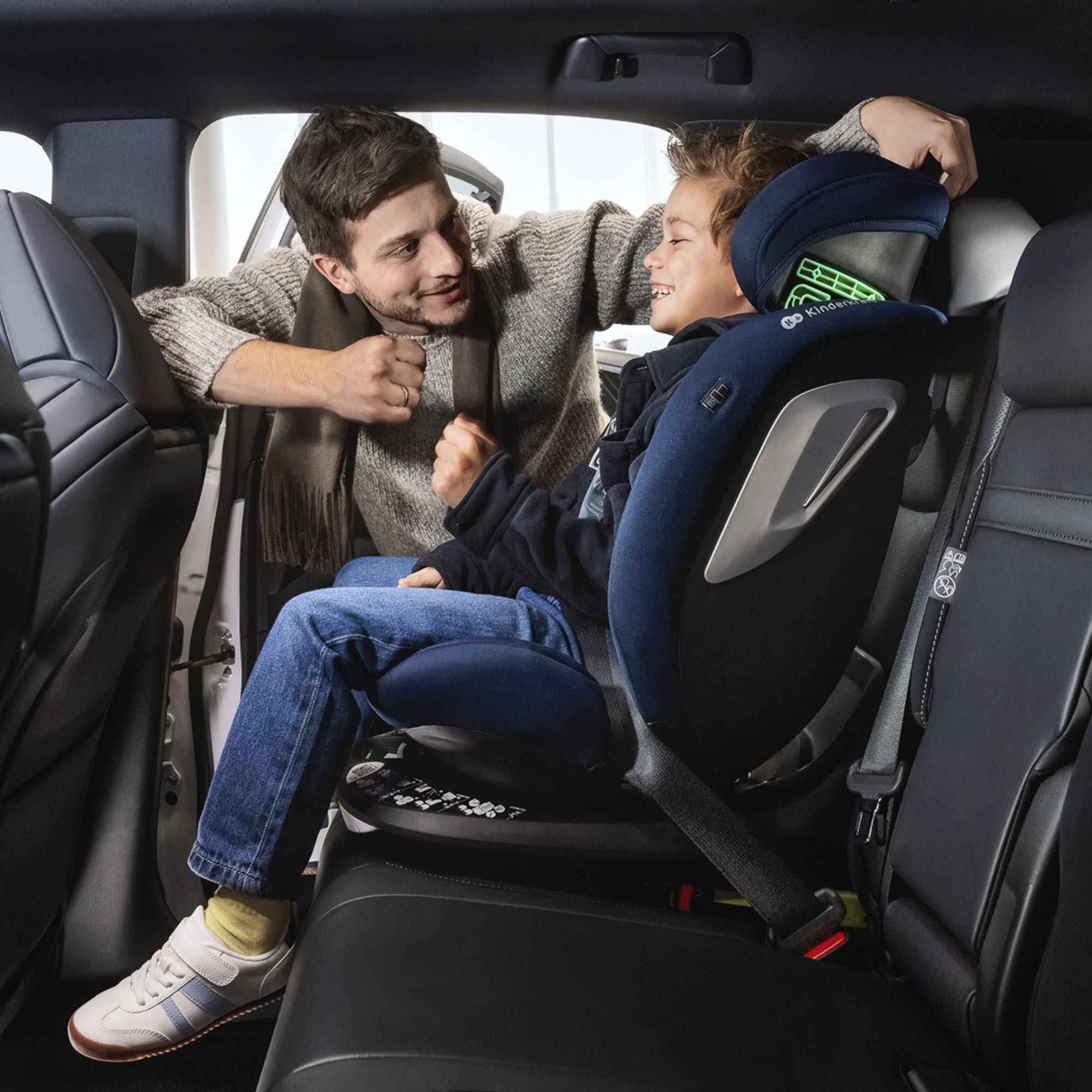 Kinderkraft Autokindersitz I-GROW 2 PLUS, ab: Geburt, bis: 12 Jahren, ab: 40 cm, bis: 150 cm, 360° – drehbarer Kindersitz