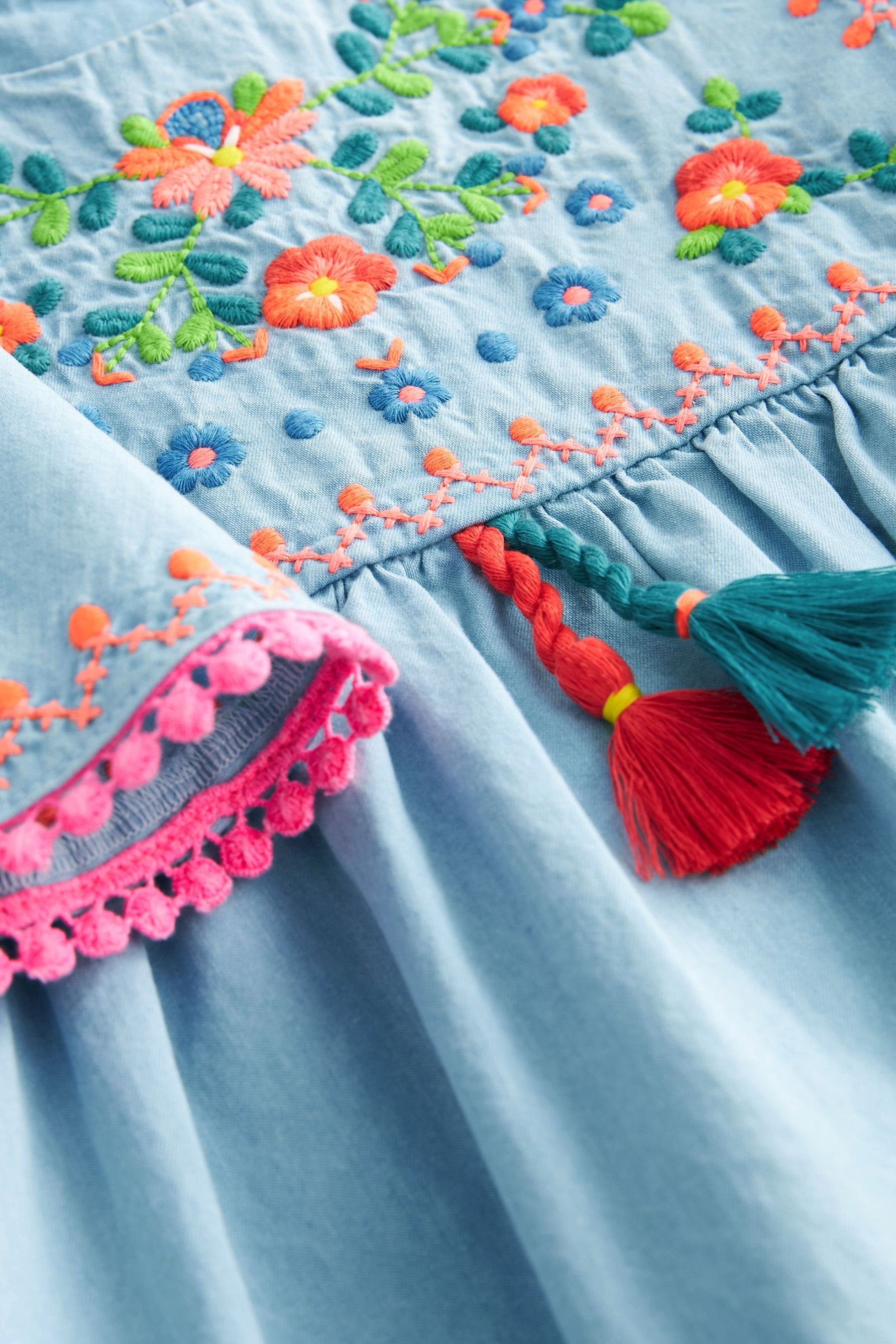 Sommerkleid Denim Blue (1-tlg) Next Besticktes Kaftan-Kleid