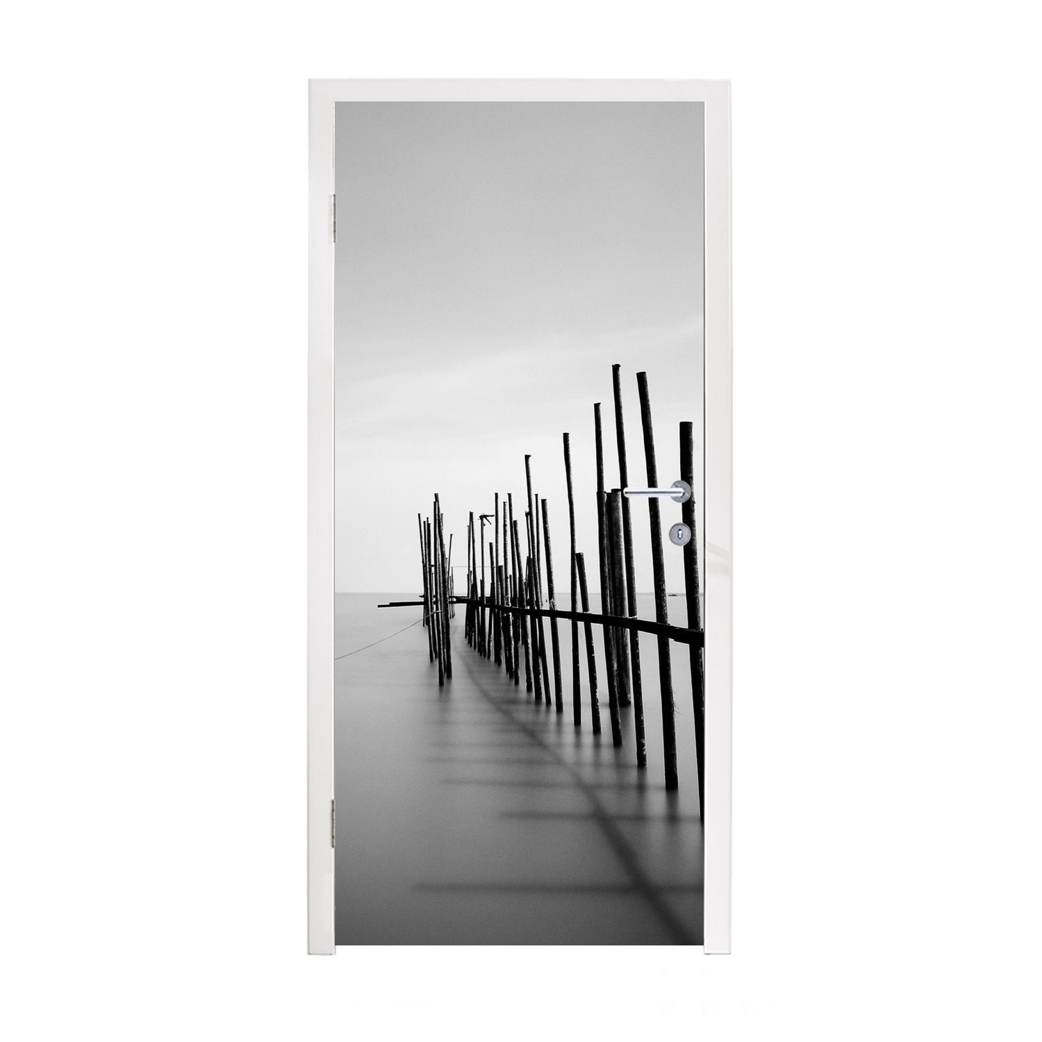 MuchoWow Türtapete Foto eines Holzstegs in ruhigem Wasser, Matt, bedruckt, (1 St), Fototapete für Tür, Türaufkleber, 75x205 cm