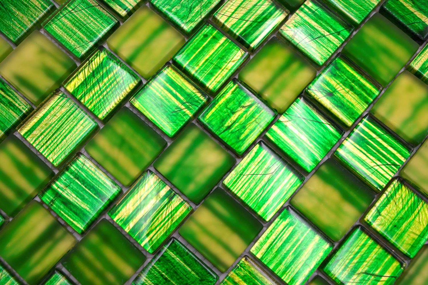 glänzend / 10 Matten grün Mosaikfliesen Mosaikfliesen Mosani Crystal Glasmosaik