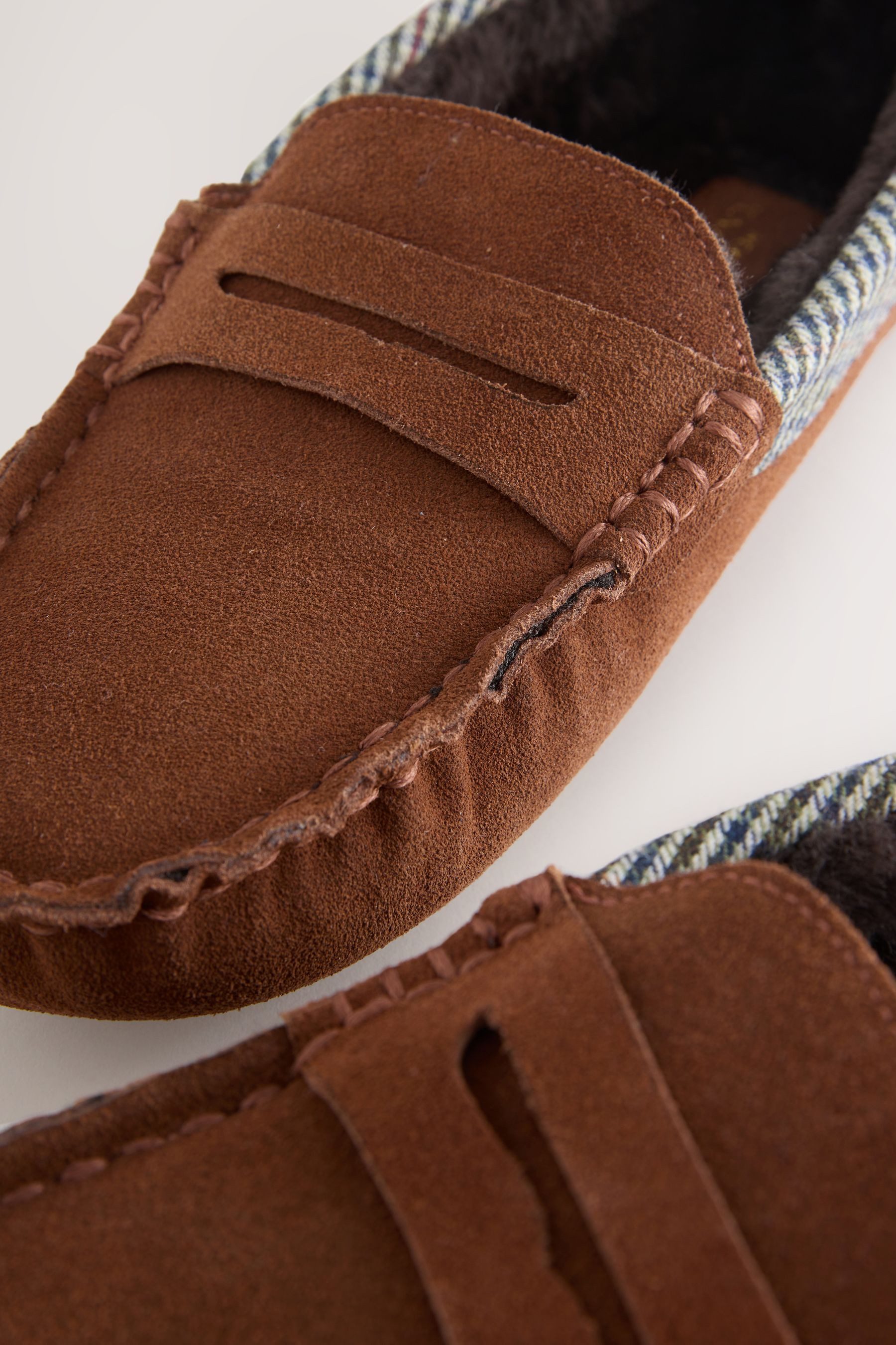 Next Signature Mokassin-Slipper, Premium-Veloursleder Hausschuh (1-tlg)