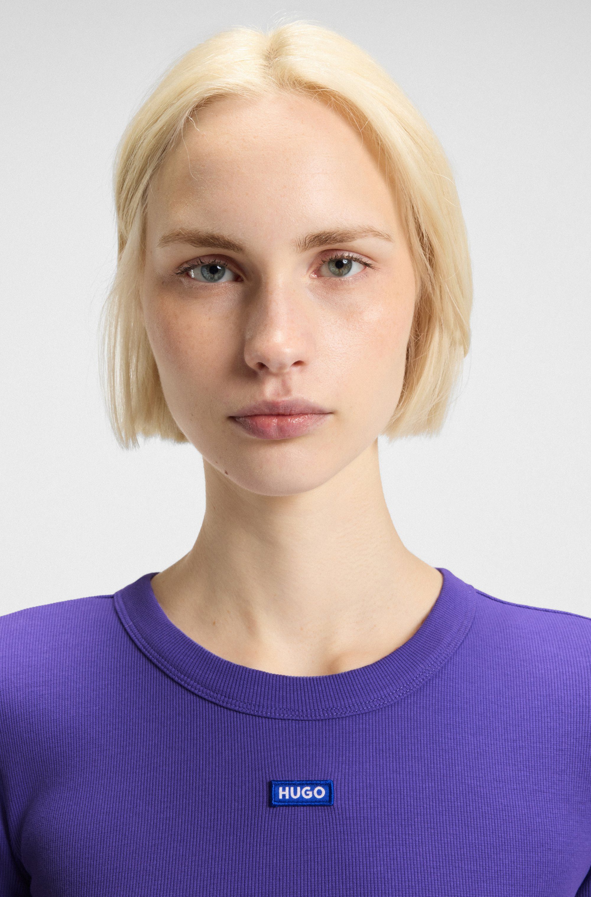 HUGO Blue T-Shirt Easy Tee mit HUGO Aufnäher günstig online kaufen