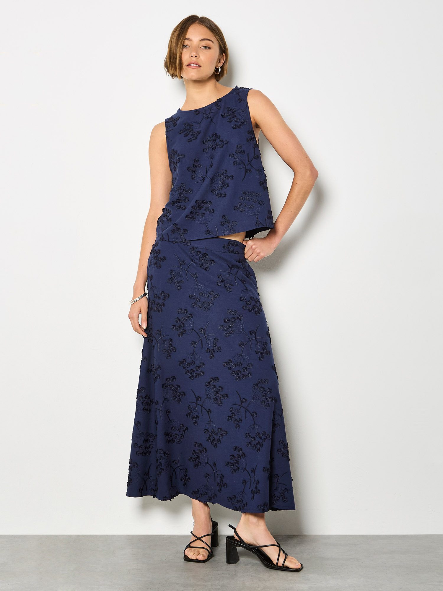 Apricot Spitzentop Besticktes Oberteil aus Leinenmischung mit Blumenmuster günstig online kaufen