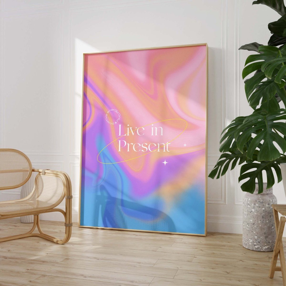 JUSTGOODMOOD Poster Live in Present Abstrakter Pastell Farbverlauf Positive Energy Typogra, (1 St)