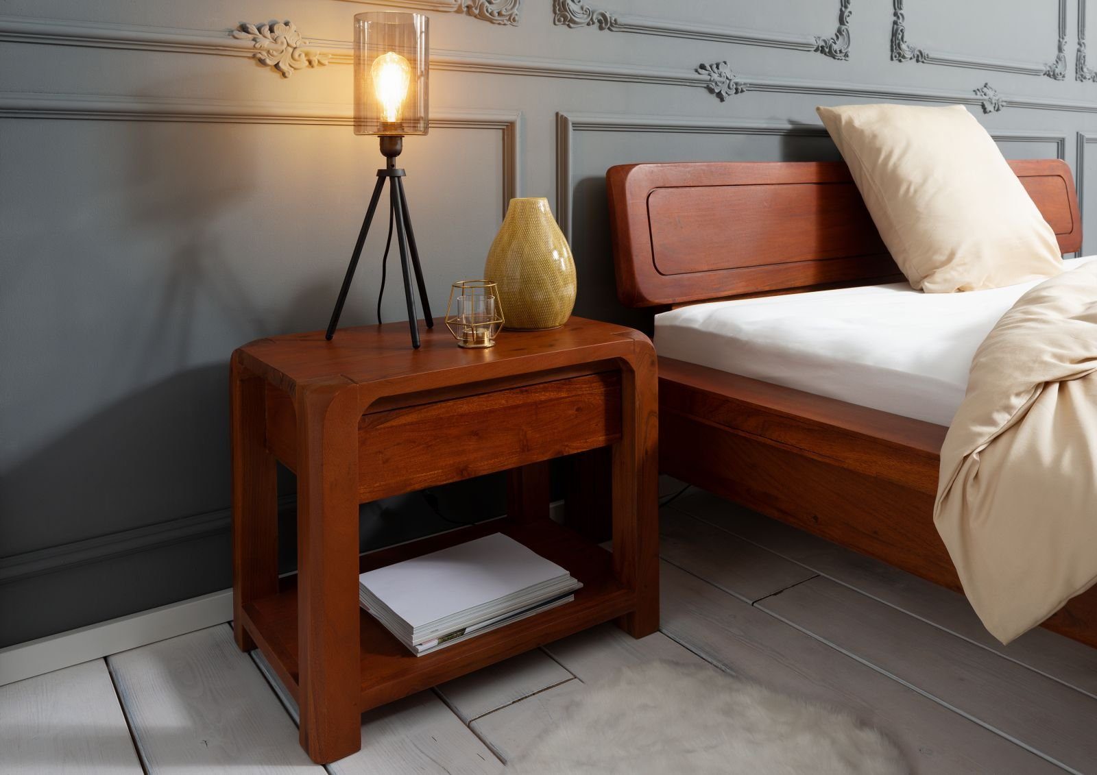 Massivmoebel24 Nachttisch Nachttisch Akazie 60x40x50 honig lackiert BUENO #025