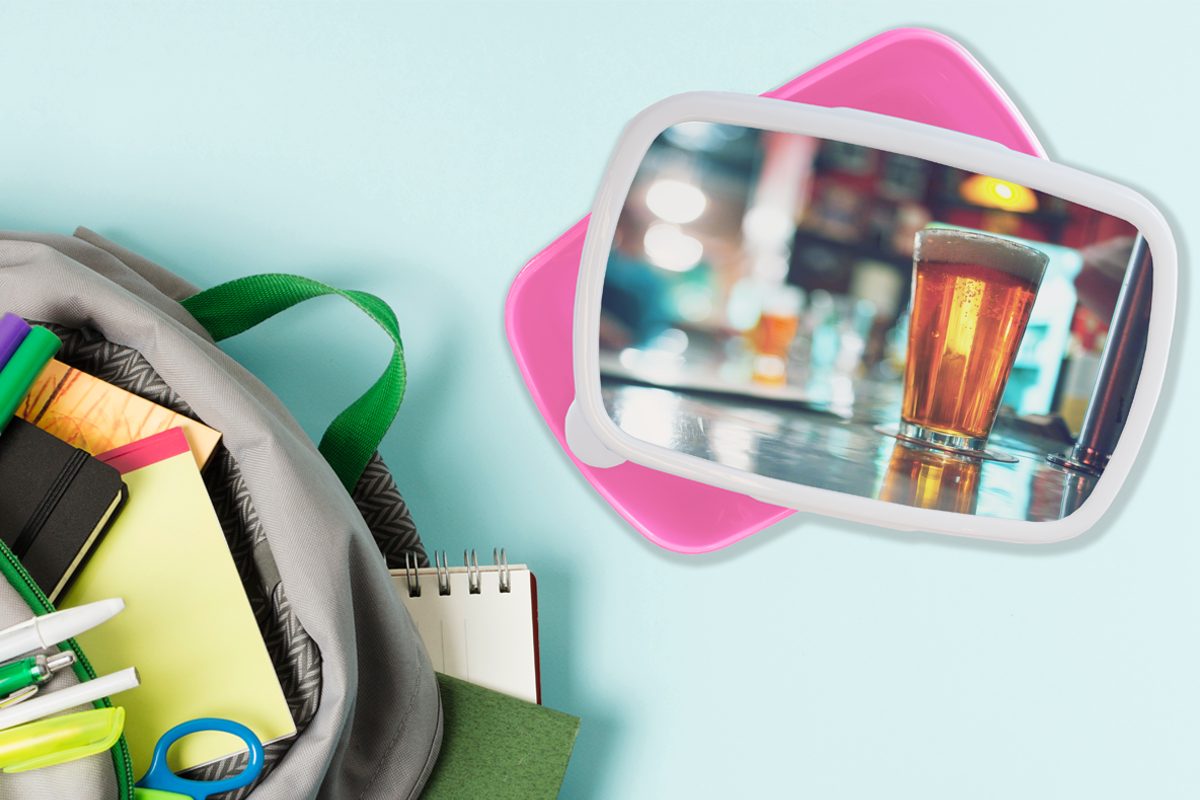 MuchoWow Lunchbox Ein auf Erwachsene, Kunststoff, Snackbox, für Brotbox Brotdose Kinder, Kunststoff Theke, Glas rosa (2-tlg), Bier der Mädchen