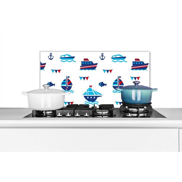 MuchoWow Küchenrückwand Boot - Blau - Rot - Junge - Muster (1-tlg) Wandschutz gegen Fett und Schmutzflecken für Küchen