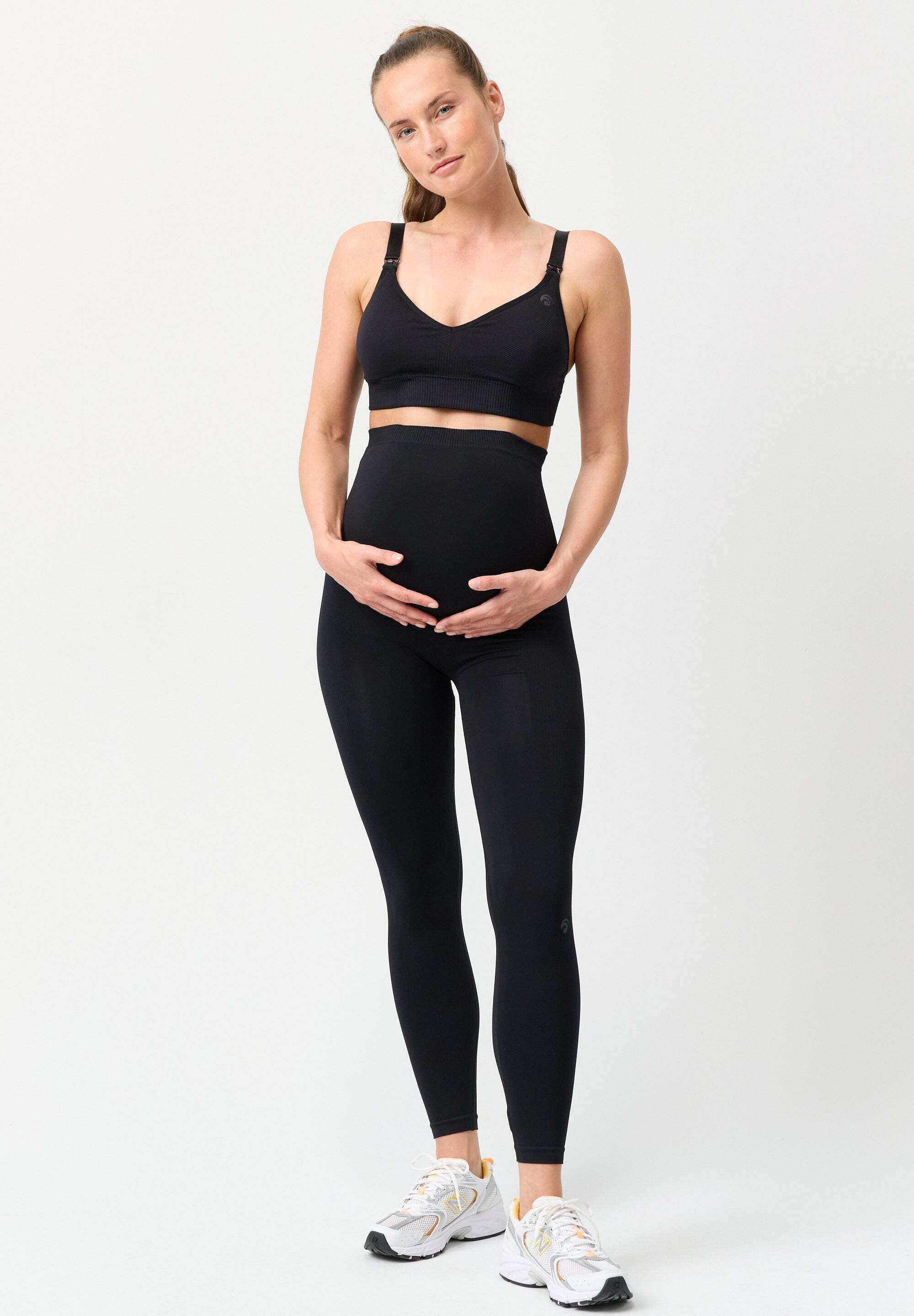 OCEANSAPART Leggings Mila (1-tlg) mit Kompressionsbereichen für zusätzlichen Halt