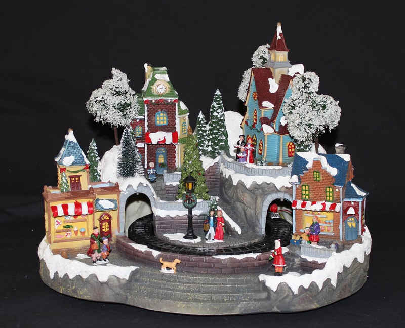 G. Wurm Weihnachtsszene Winterszene Dorf mit fahrendem Zug, Beleuchtung und Musik, Mit oder ohne Musik betreibbar