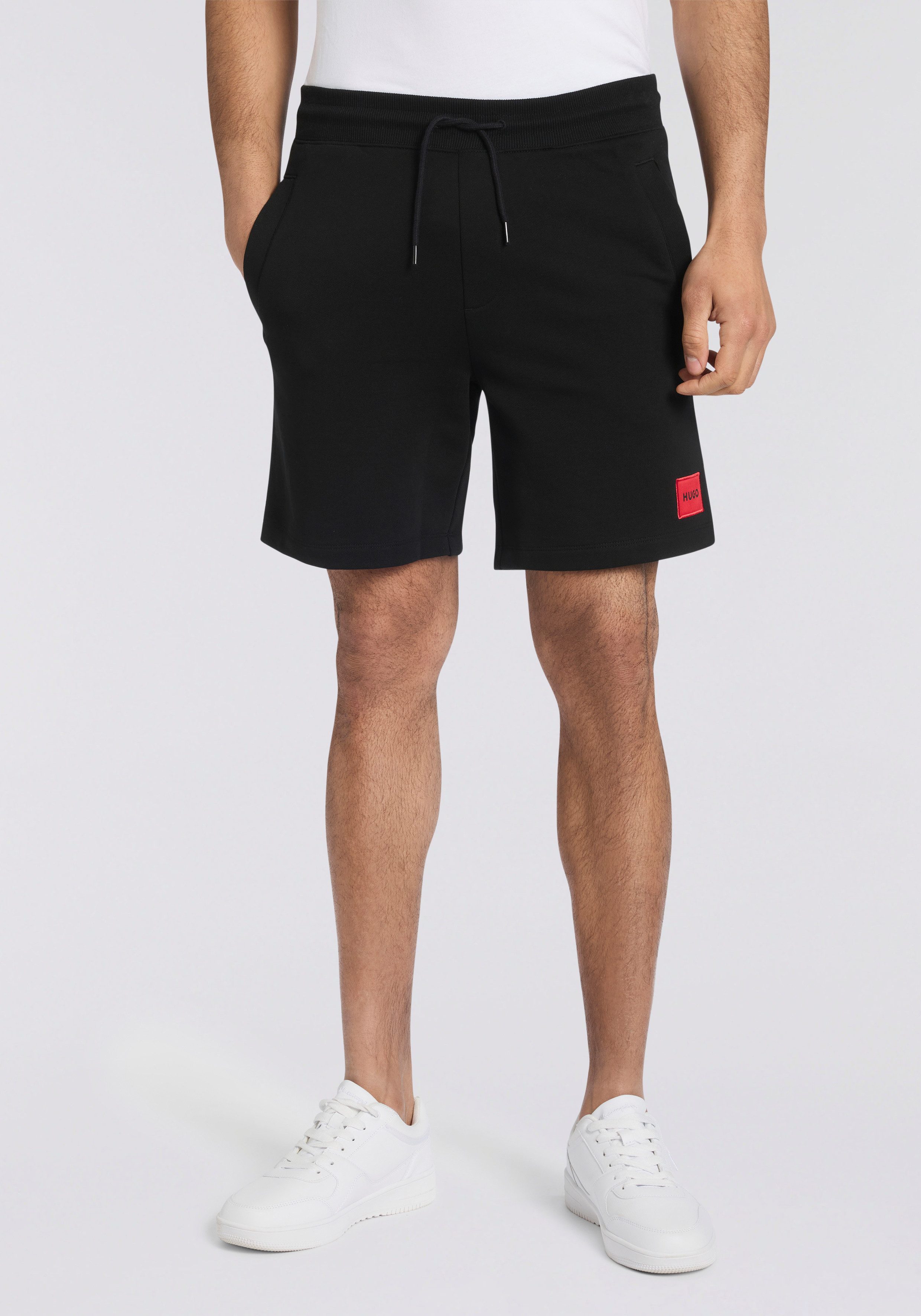 HUGO Sweatshorts Diz Regular Fit, elastischer Bund mit Kordel, HUGO Red Weblabel