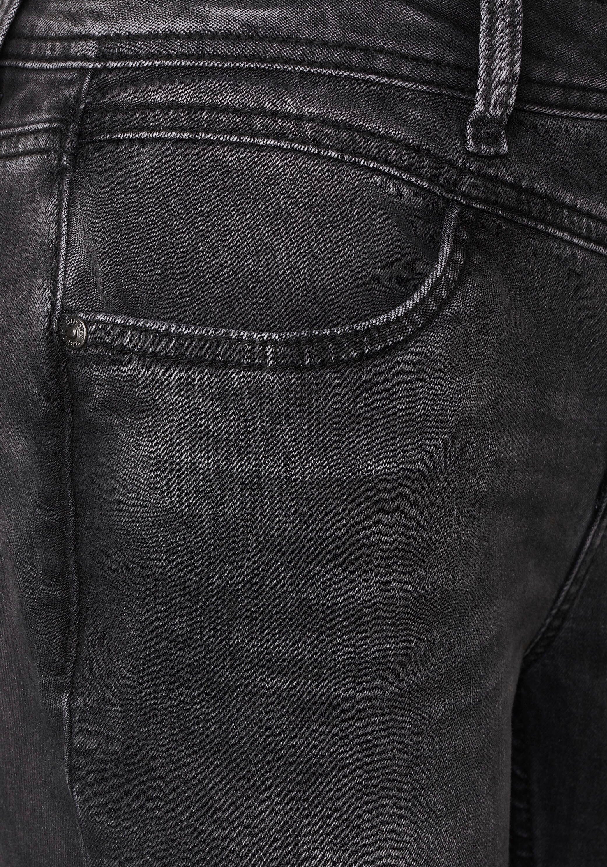 ONE formgebender High-waist-Jeans mit STREET und Passe vorne hinten
