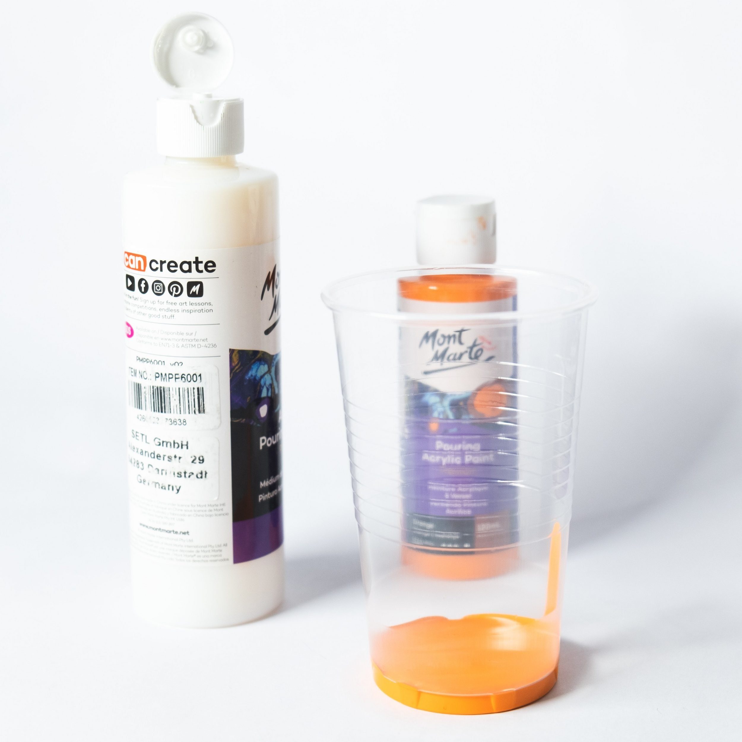Mont Marte Bastelfarbe PREMIUM Pouring Medium, Acrylfarben Malmittel, in 240 ml oder 1 Liter, Vermischbar & auf Acrylfarben perfekt abgestimmt, für flüssige Farben