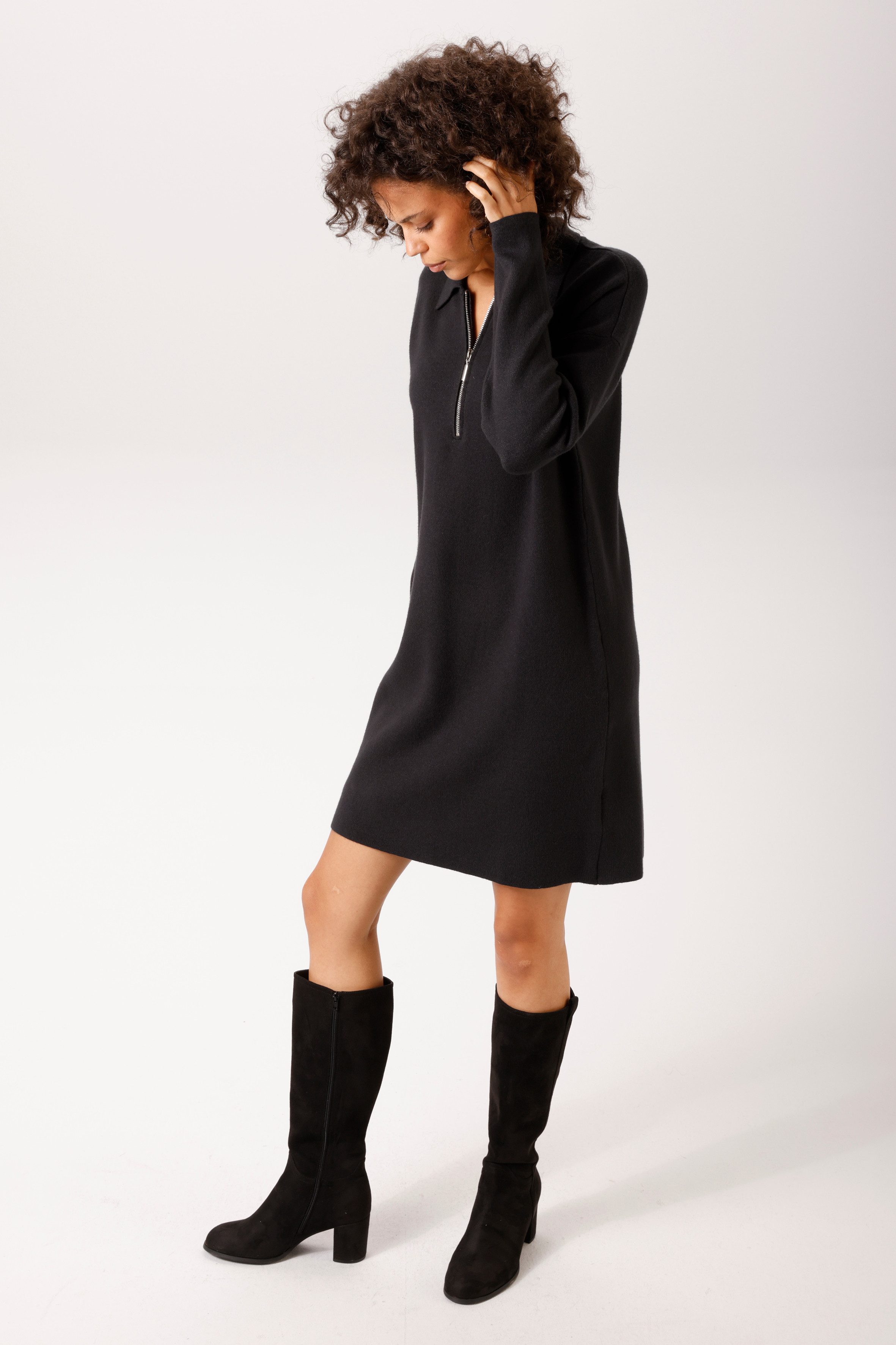 Aniston CASUAL Strickkleid mit dekorativen Reißverschluss - NEUE KOLLEKTION. € 39,99