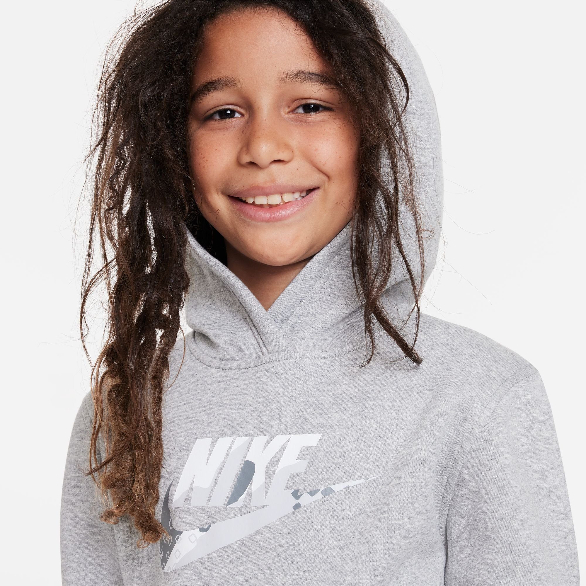 Kapuzensweatshirt GREY FLEECE GRAPHIC Sportswear DK Nike BIG HEATHER HOODIE CLUB KIDS'