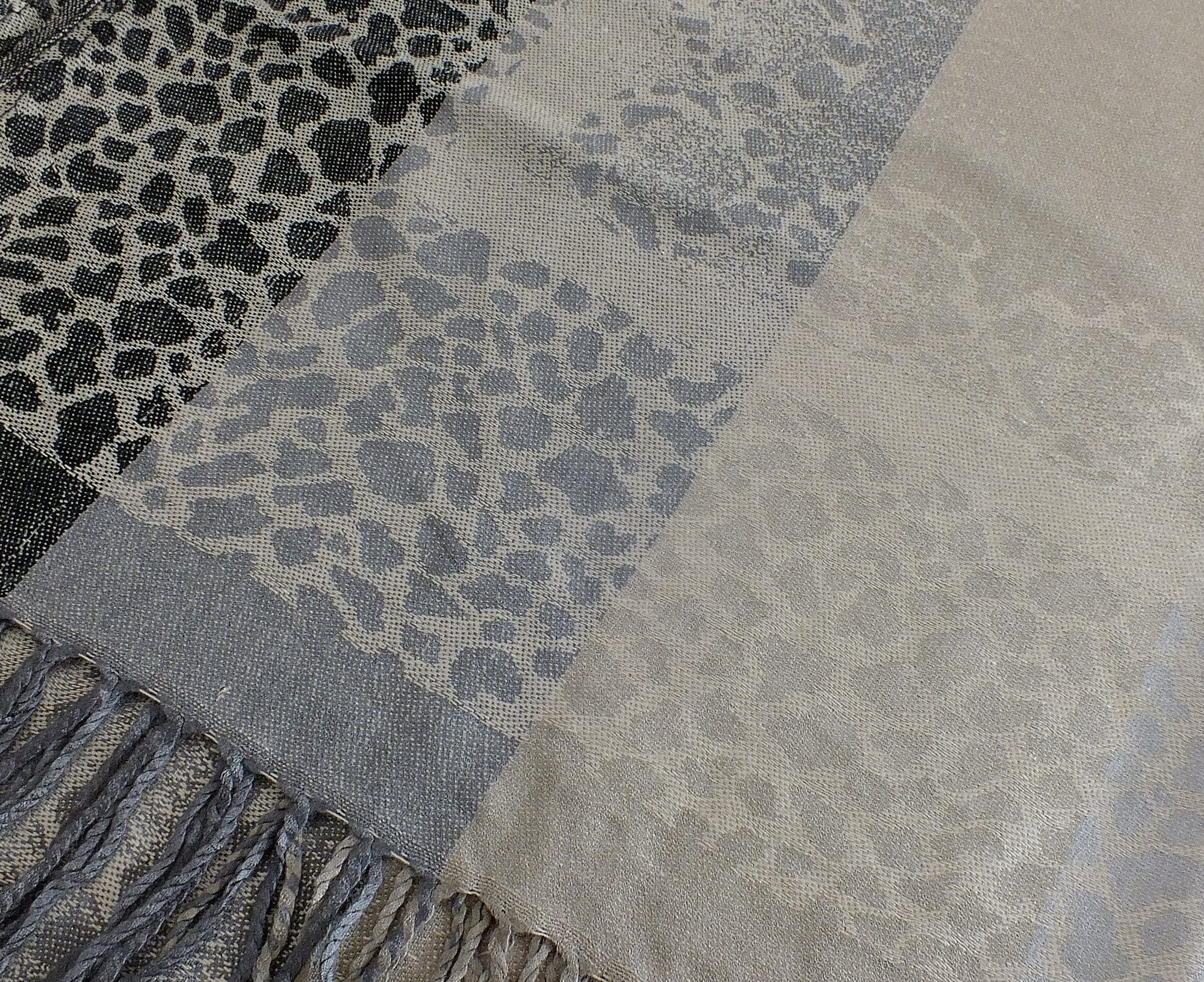 chic4home Schal Dreamy Flair, (1-St. 1-teilig), Damen Schal Stola eleganter Longschal Leopardenmuster