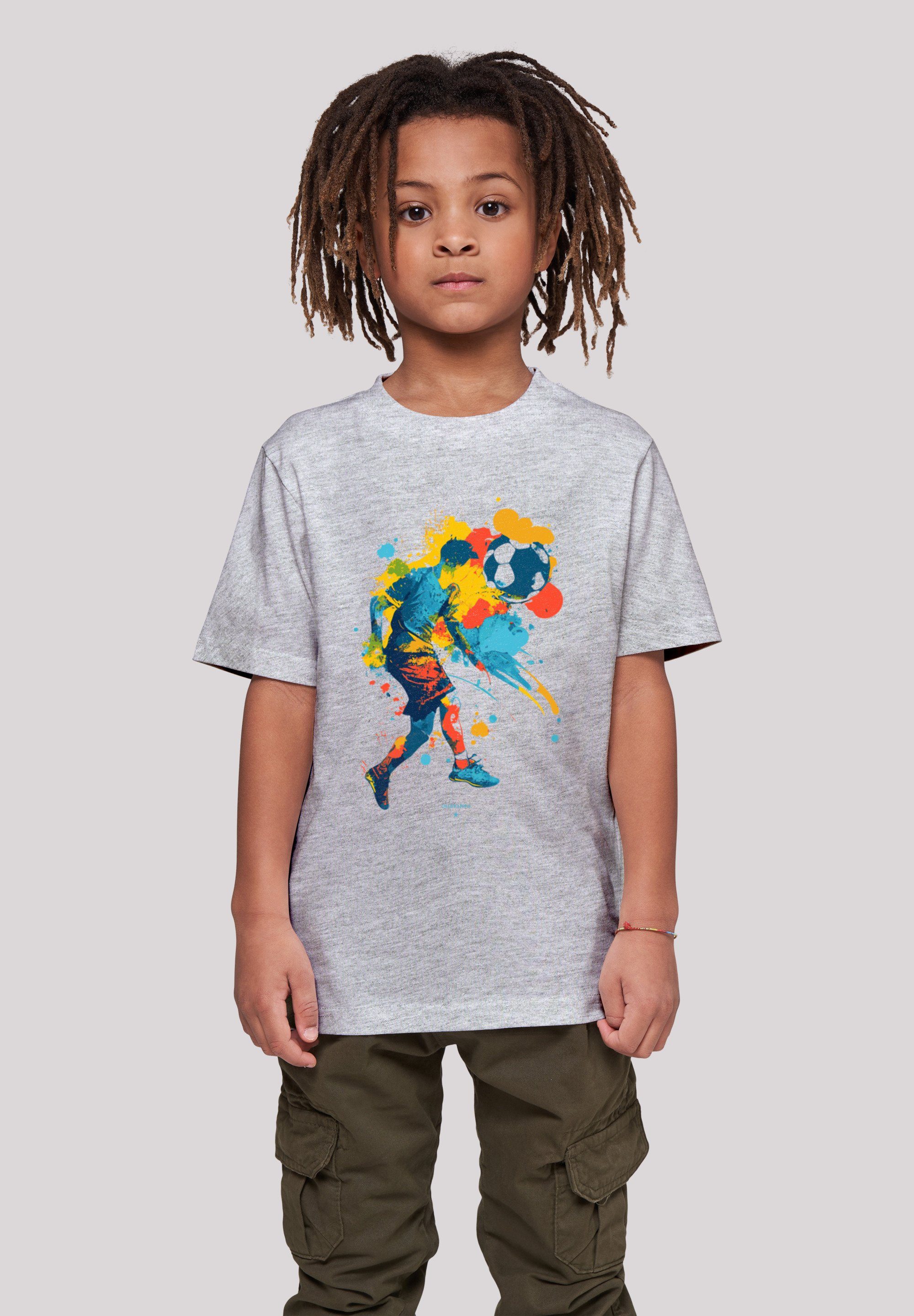 F4NT4STIC T-Shirt Fußballer bunt Print, Das Model ist 145 cm groß und trägt  Größe 145/152 | T-Shirts
