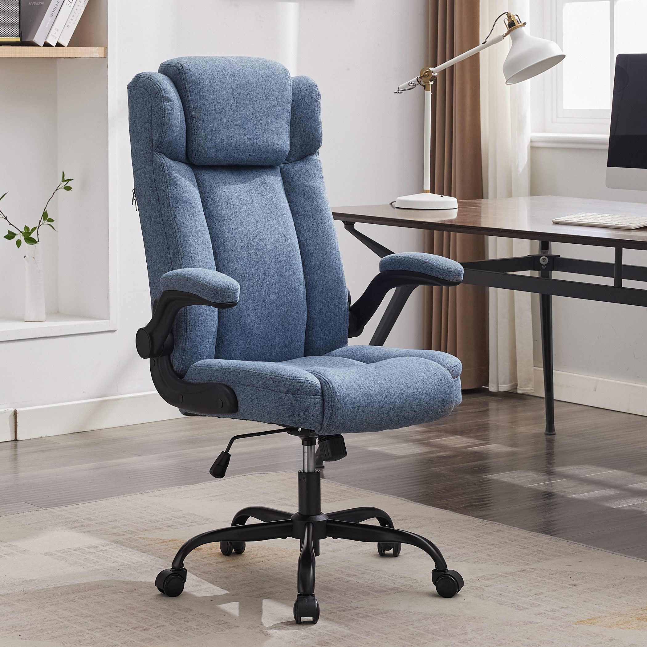 LIYURUI Bürostuhl Ergonomischer 150KG Belastbarkeit Chefsessel Stoff Flip-up Armlehnen, mit Wippfunktion und platzsparenden Armlehnen, blau – Bild 3 von 5