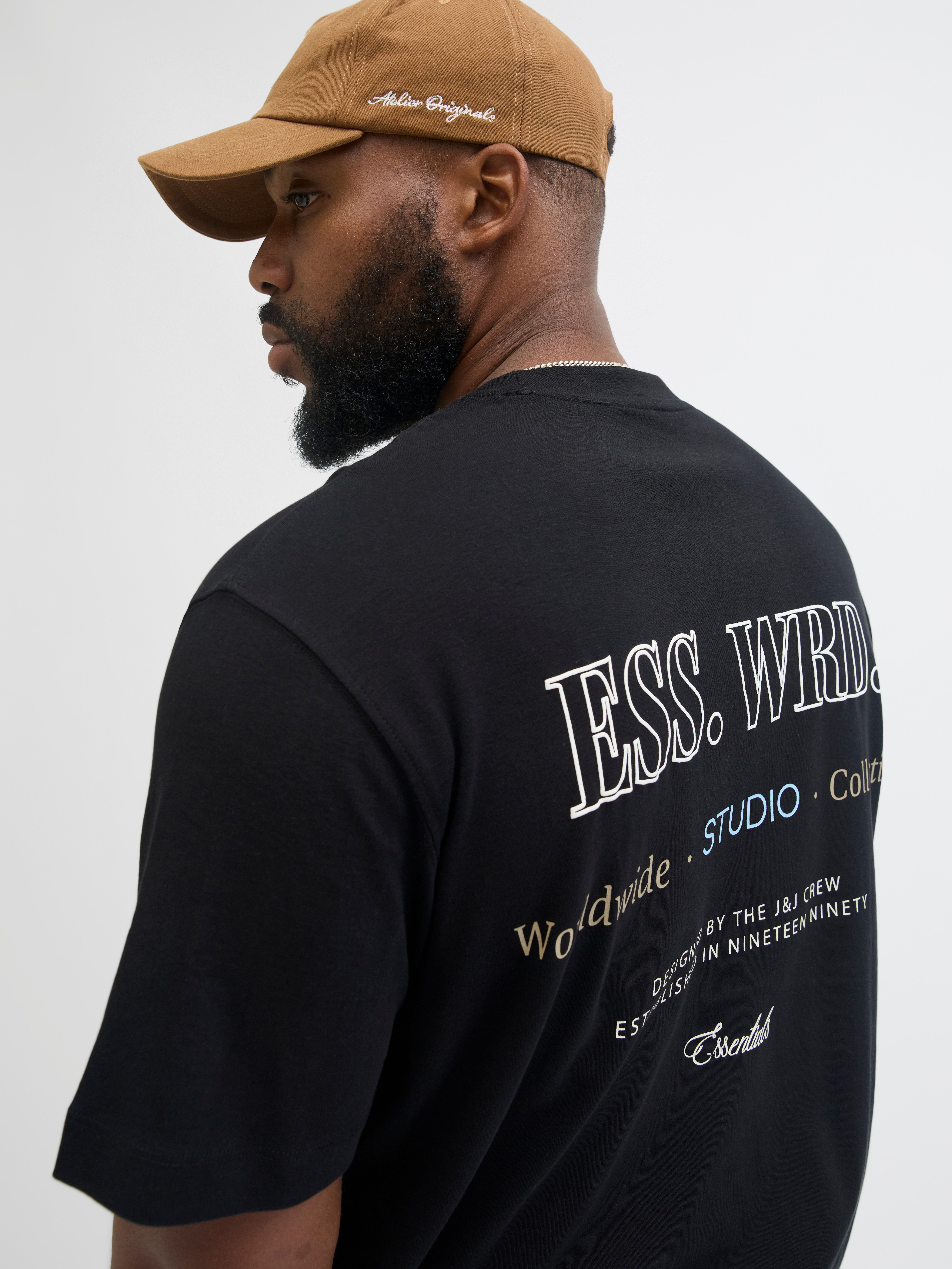 Jack & Jones PlusSize T-Shirt JJEURBAN EDGE STUDIO TEE SS SN PLS mit Logobranding