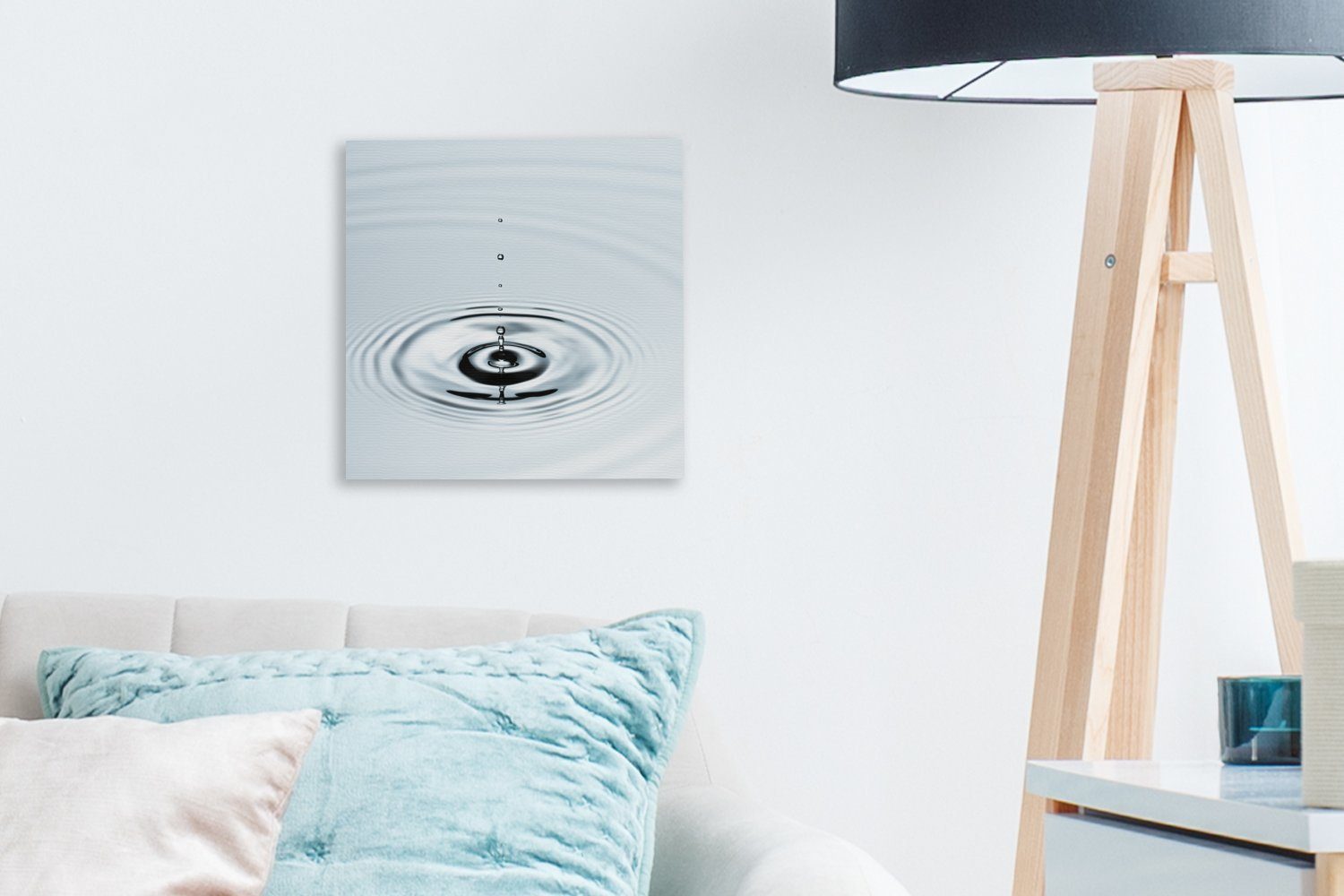 OneMillionCanvasses® Leinwandbild Wassertropfen bilden Ringe hellblauem St), Schlafzimmer (1 Bilder Wasser, für Wohnzimmer in Leinwand