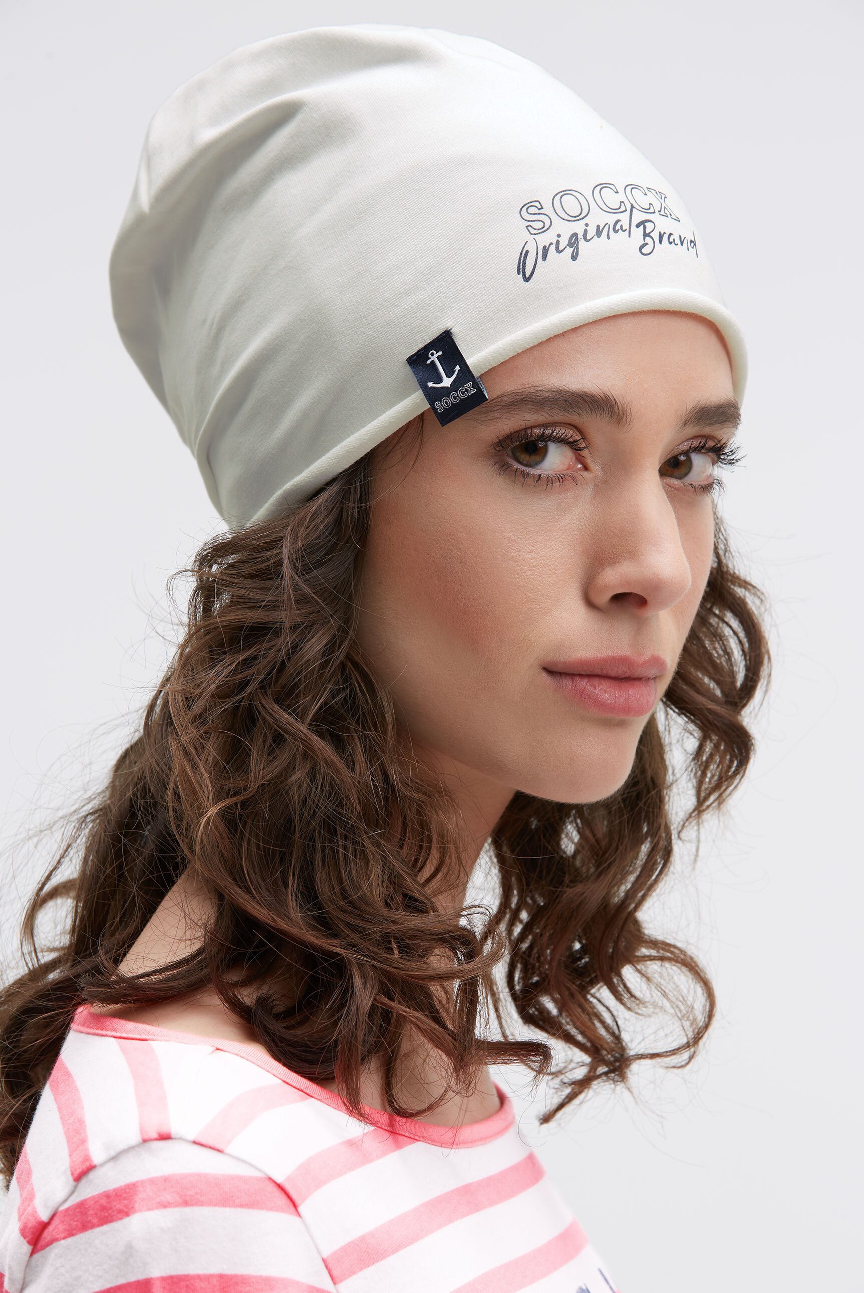SOCCX Beanie mit Rollsaum