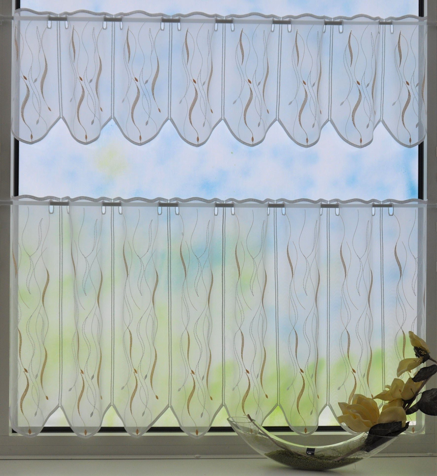 Stickereien Plauen Scheibengardine Pescara (1 St), Stangendurchzug, halbtransparent, Voile – Bild 2 von 5