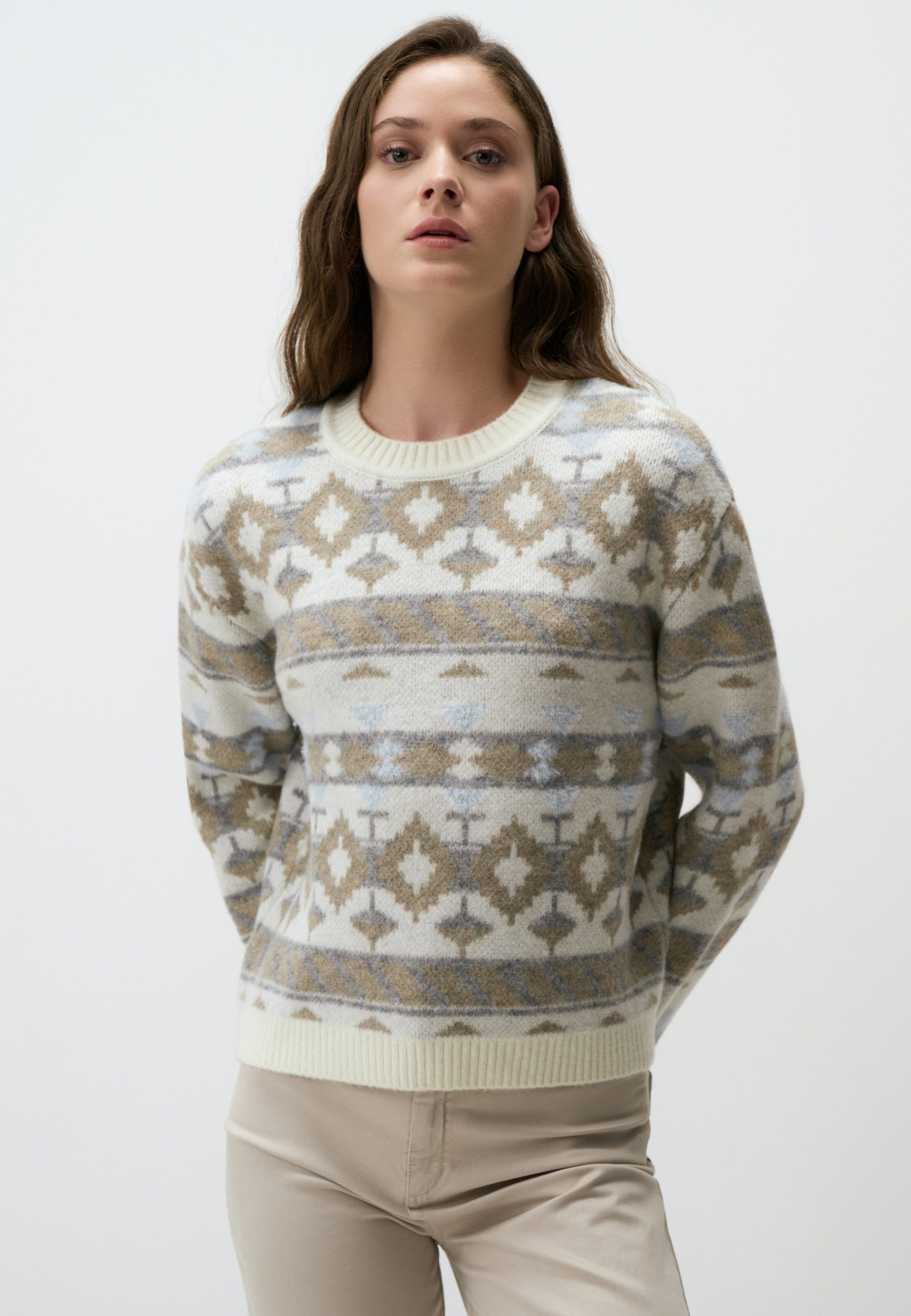 Strickpullover Weicher Strickpullover Mit Aztekenmuster