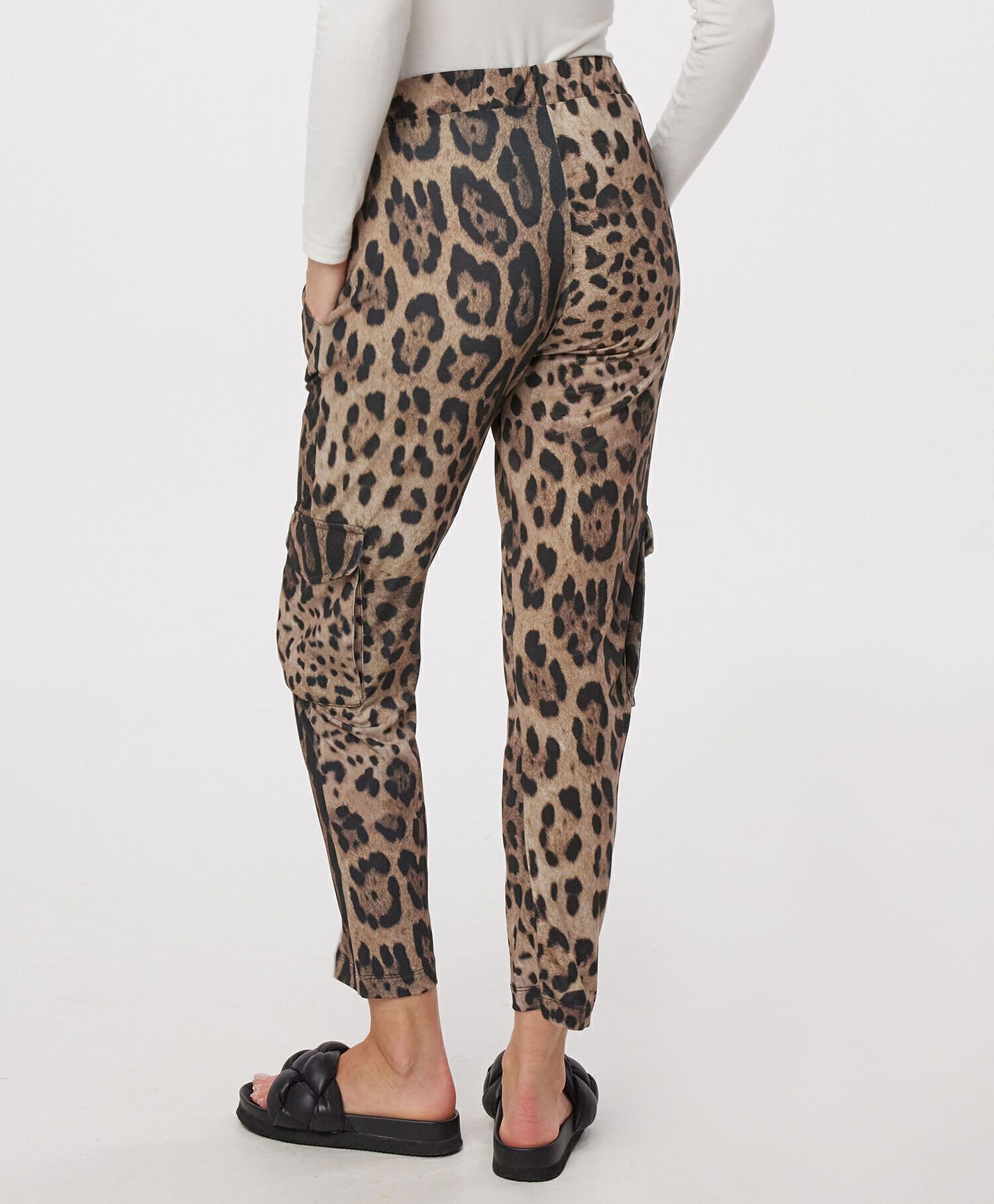 Sarah Kern Cargohose Frenchjerseyhose Figurumspielend im günstig online kaufen