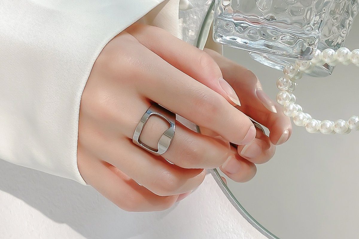 Eyecatcher Fingerring Flaschenöffner Ring aus Edelstahl Ring, Schmuck robustem Kapselheber, Handwerker Flaschenöffner