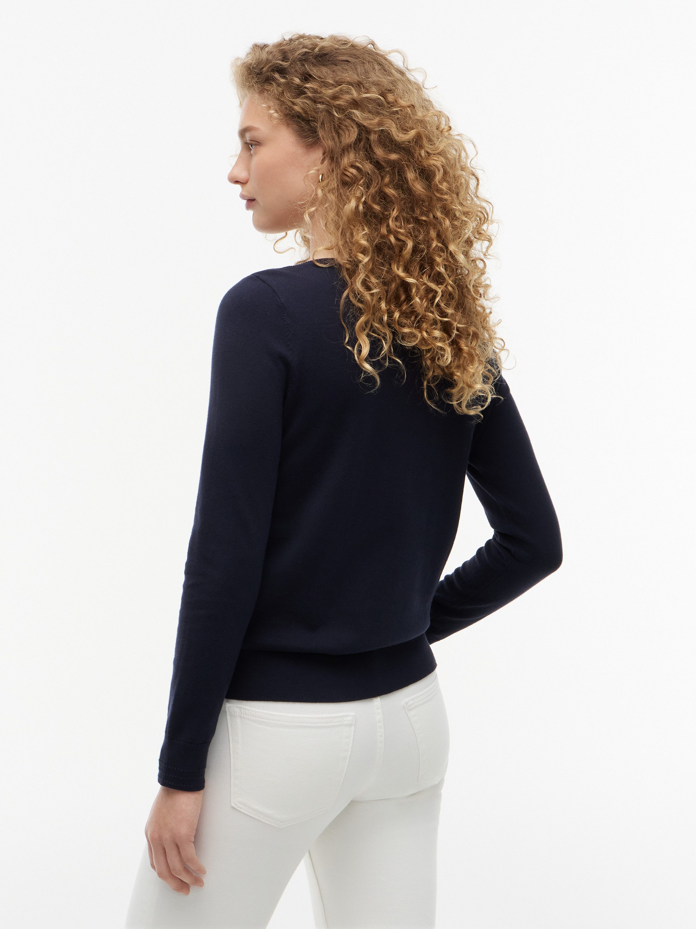 Tommy Hilfiger Strickpullover CO JERSEY STITCH V-NECK SWEATER mit Tommy Hilfiger Logo-Flag, U-Boot-Ausschnitt