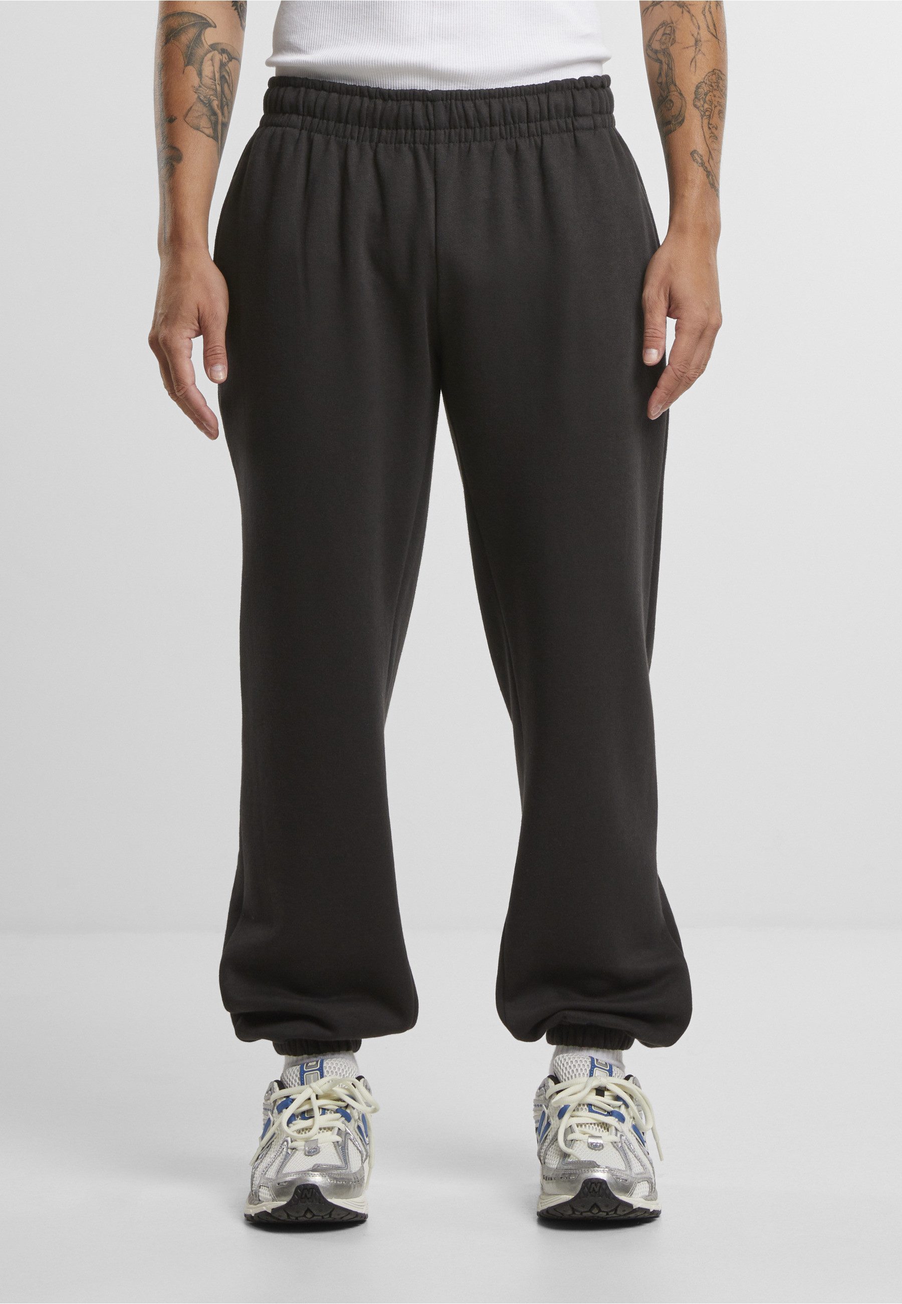 URBAN CLASSICS Jogginghose Urban Classics Basic Essential Sweatpants (1-tlg)