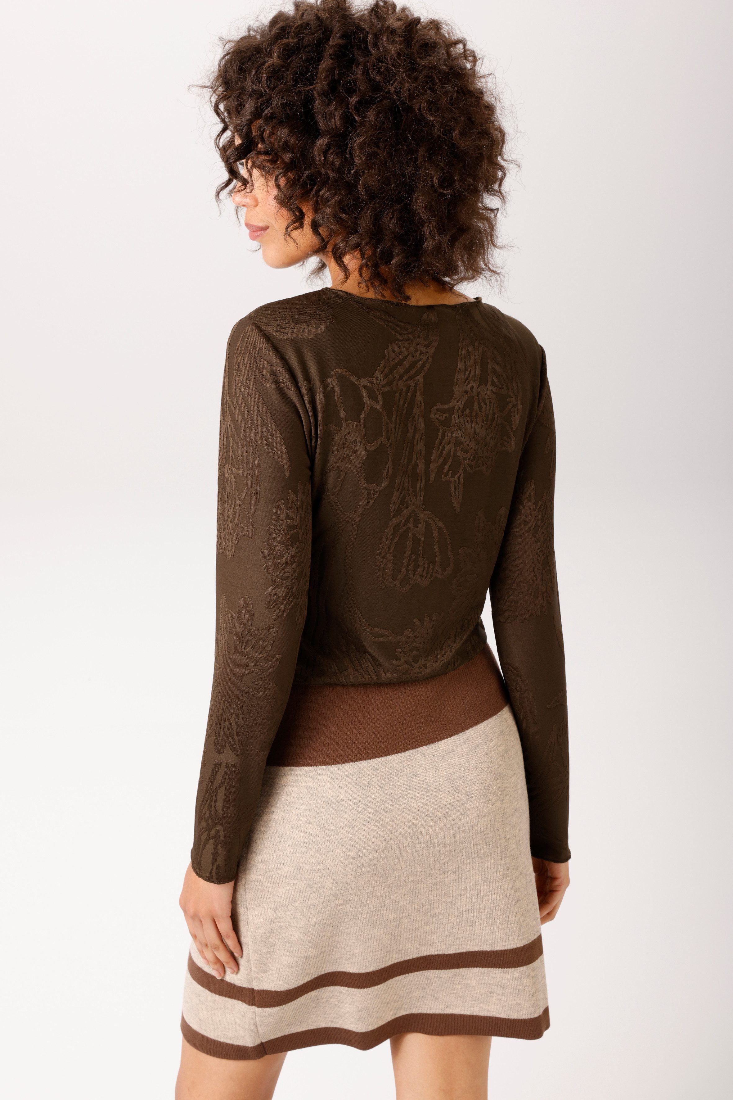 Aniston CASUAL Langarmshirt mit grafischen Blumenmuster - jedes Teil ein Unikat - NEUE KOLLEKTION