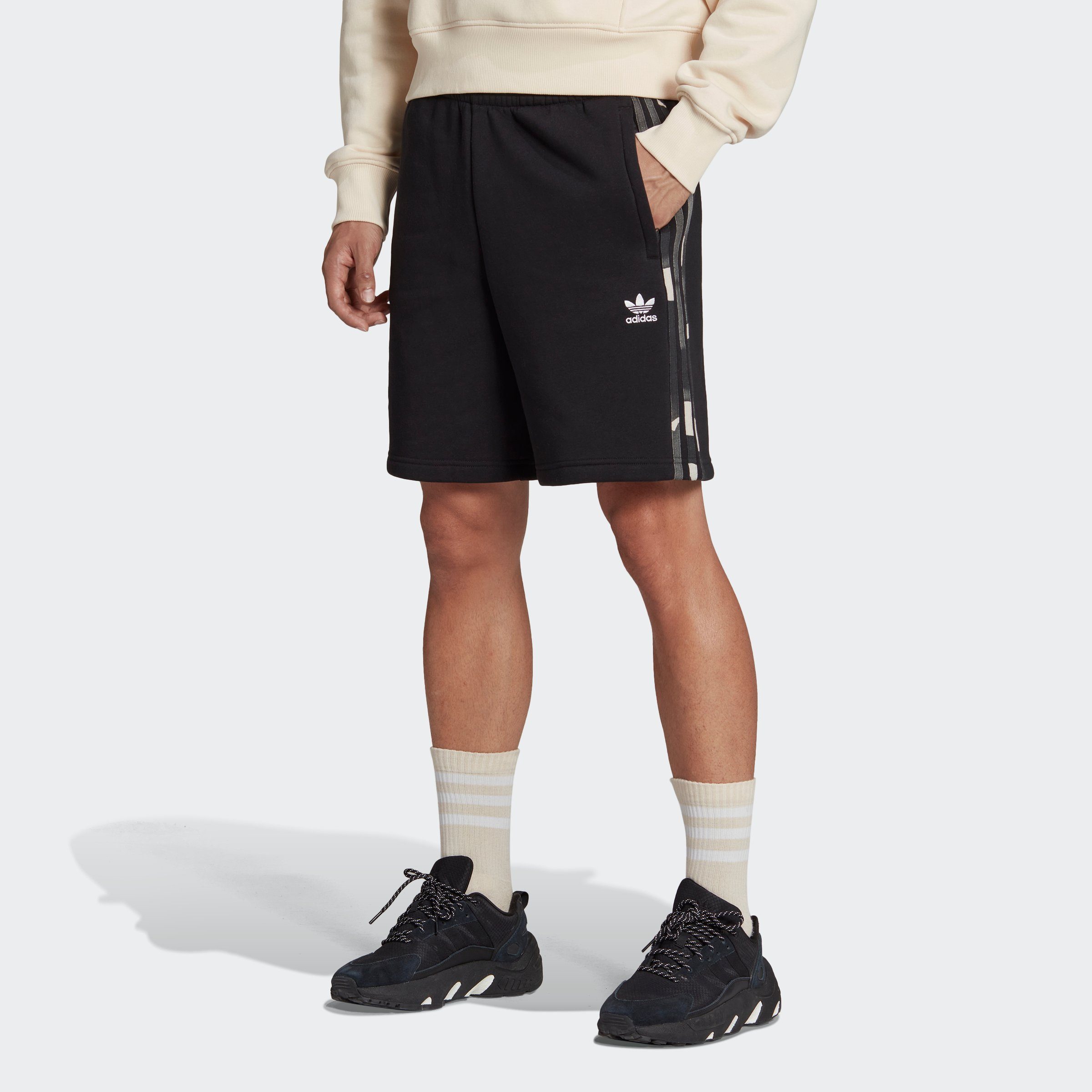 neuer Stil adidas Originals (1-tlg) Shorts 3-STREIFEN CAMO GRAPHICS