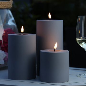 Deluxe Homeart LED-Kerze MIA Deluxe für Außen 3D Flamme flackernd H: 10cm D: 10cm outdoor grau (1-tlg)
