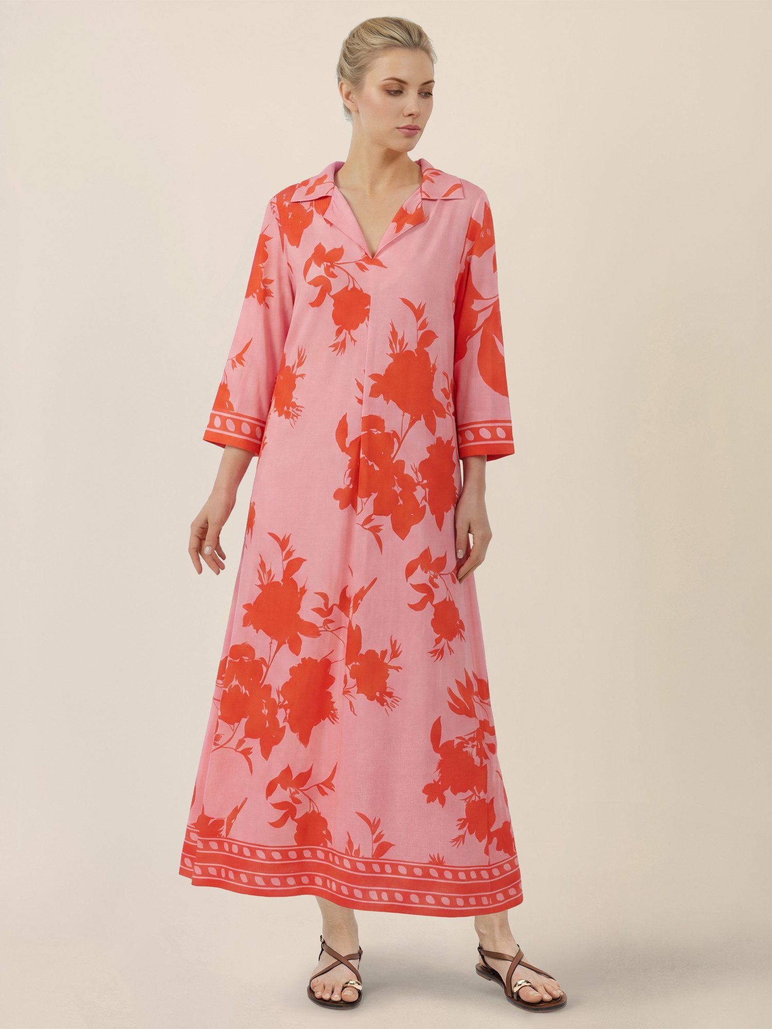 Apart Jerseykleid mit floralem Print und Stehkragen