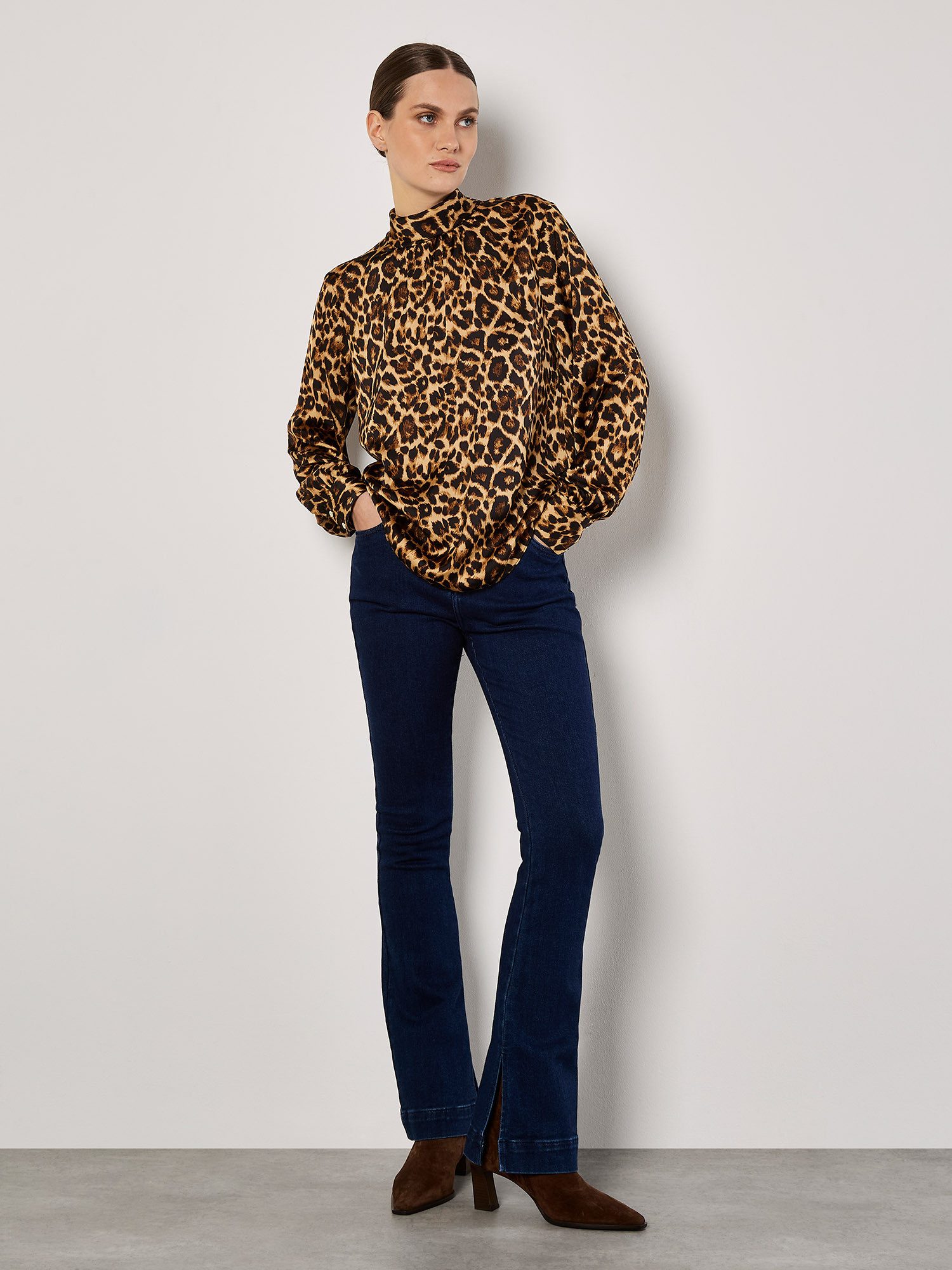 Apricot Hemdbluse Satinbluse mit Leopardenmuster, mit günstig online kaufen